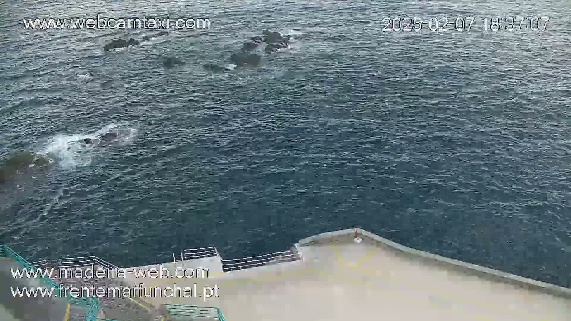 Barreirinha Beach & Funchal Center Live Cam - Funchal, Madeira, Portugal