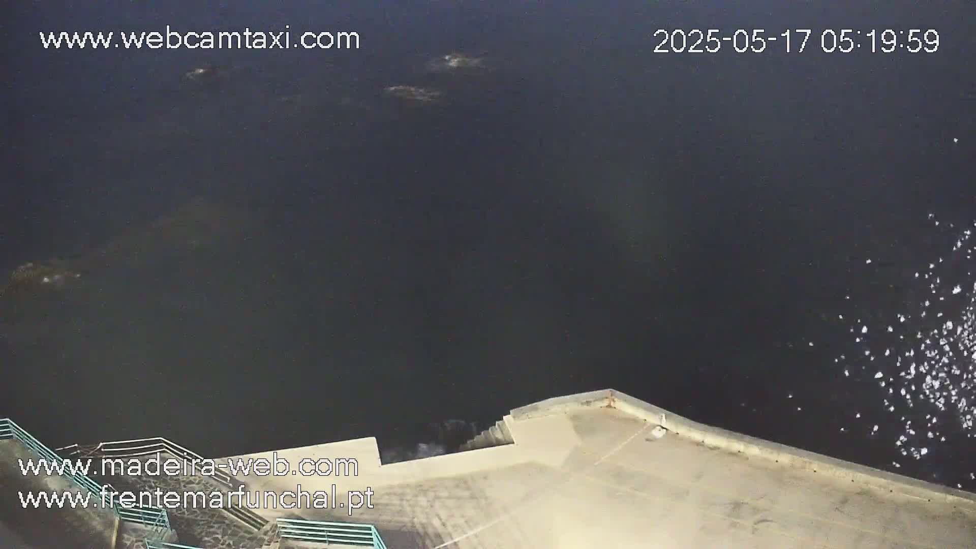 Barreirinha Beach & Funchal Center Live Cam - Funchal, Madeira, Portugal