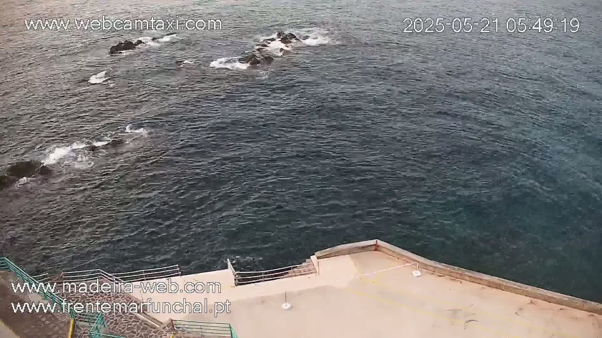 Barreirinha Beach & Funchal Center Live Cam - Funchal, Madeira, Portugal