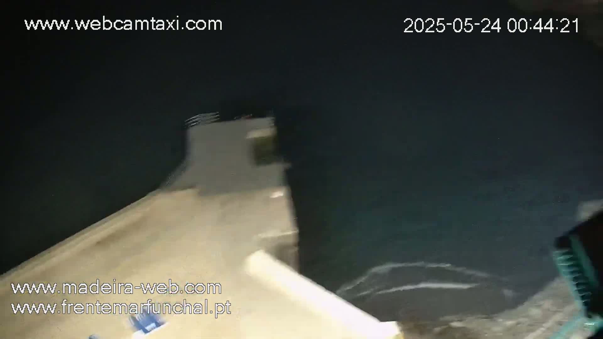 Barreirinha Beach & Funchal Center Live Cam - Funchal, Madeira, Portugal