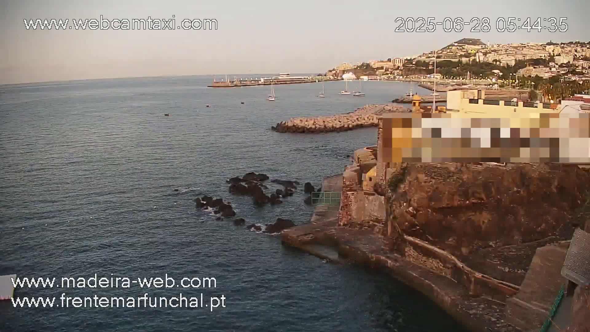 Barreirinha Beach & Funchal Center Live Cam - Funchal, Madeira, Portugal