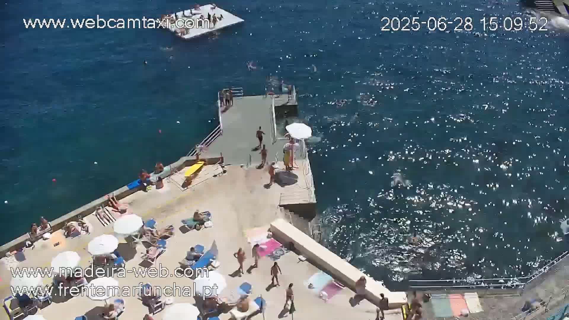 Barreirinha Beach & Funchal Center Live Cam - Funchal, Madeira, Portugal