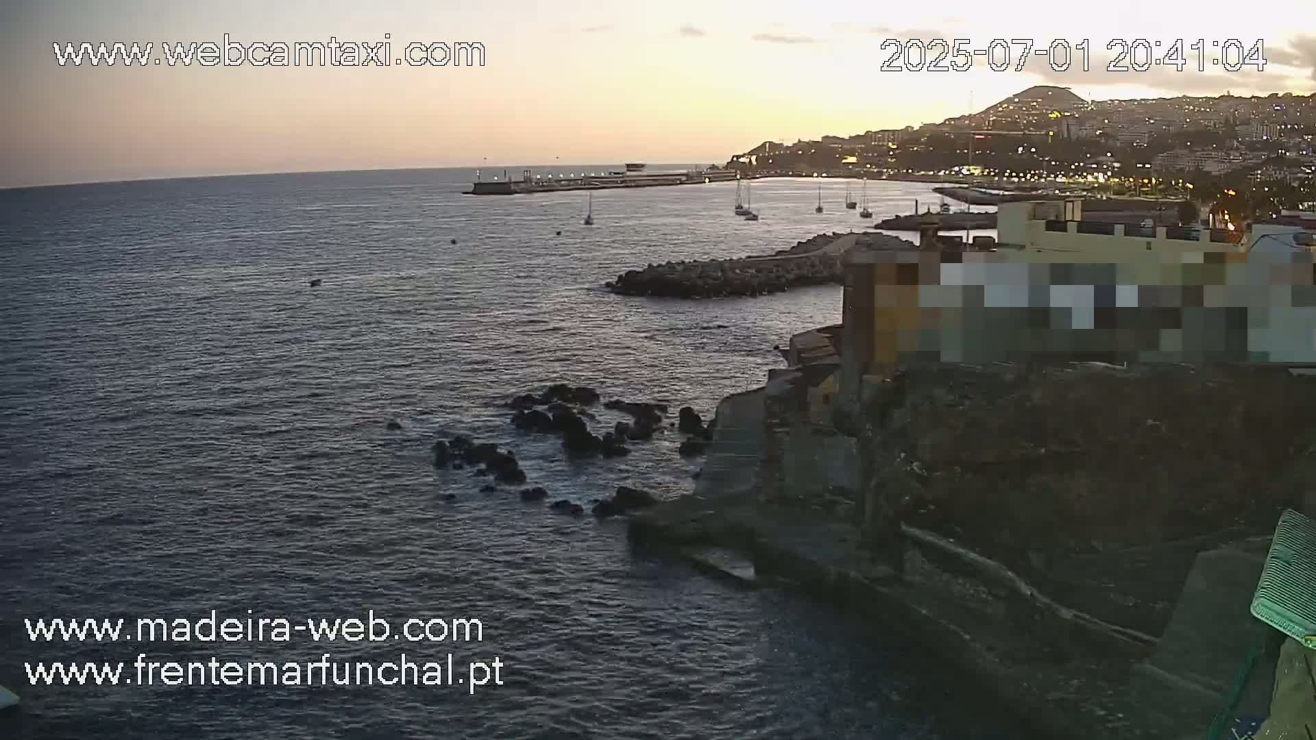 Barreirinha Beach & Funchal Center Live Cam - Funchal, Madeira, Portugal
