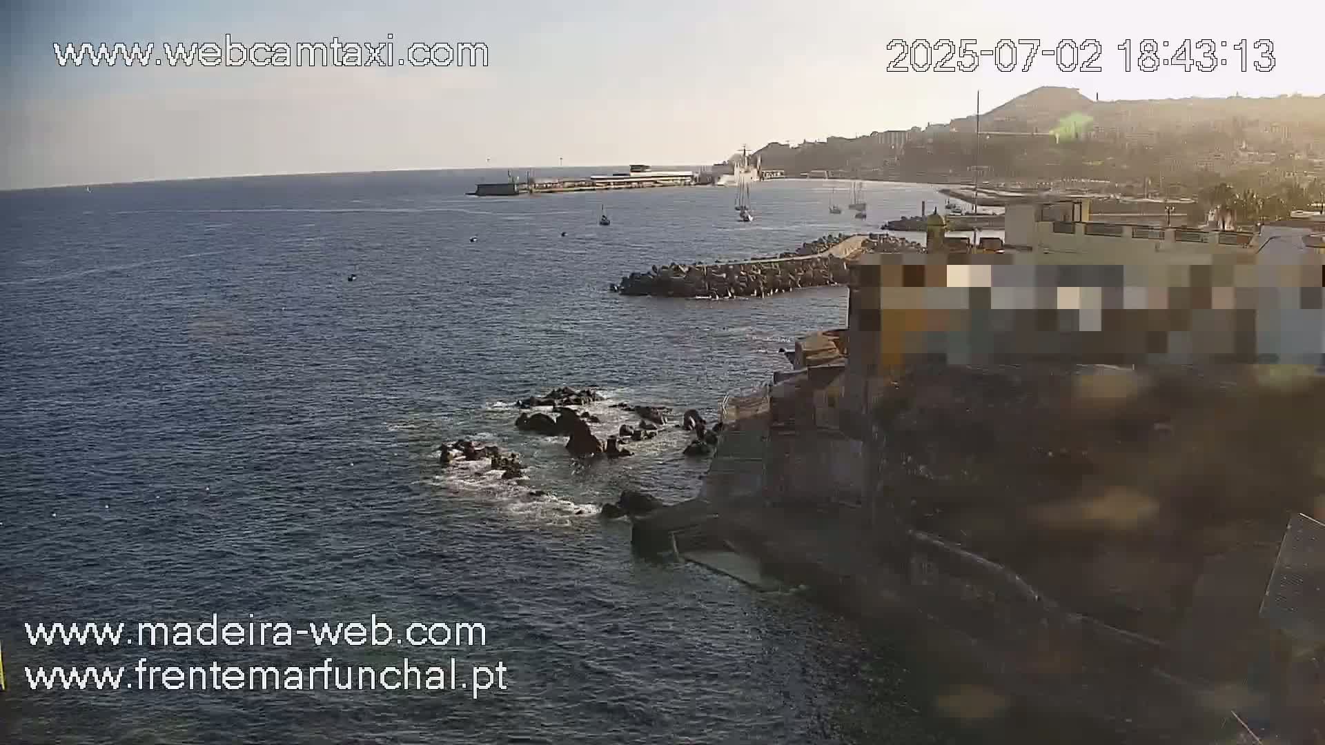 Barreirinha Beach & Funchal Center Live Cam - Funchal, Madeira, Portugal