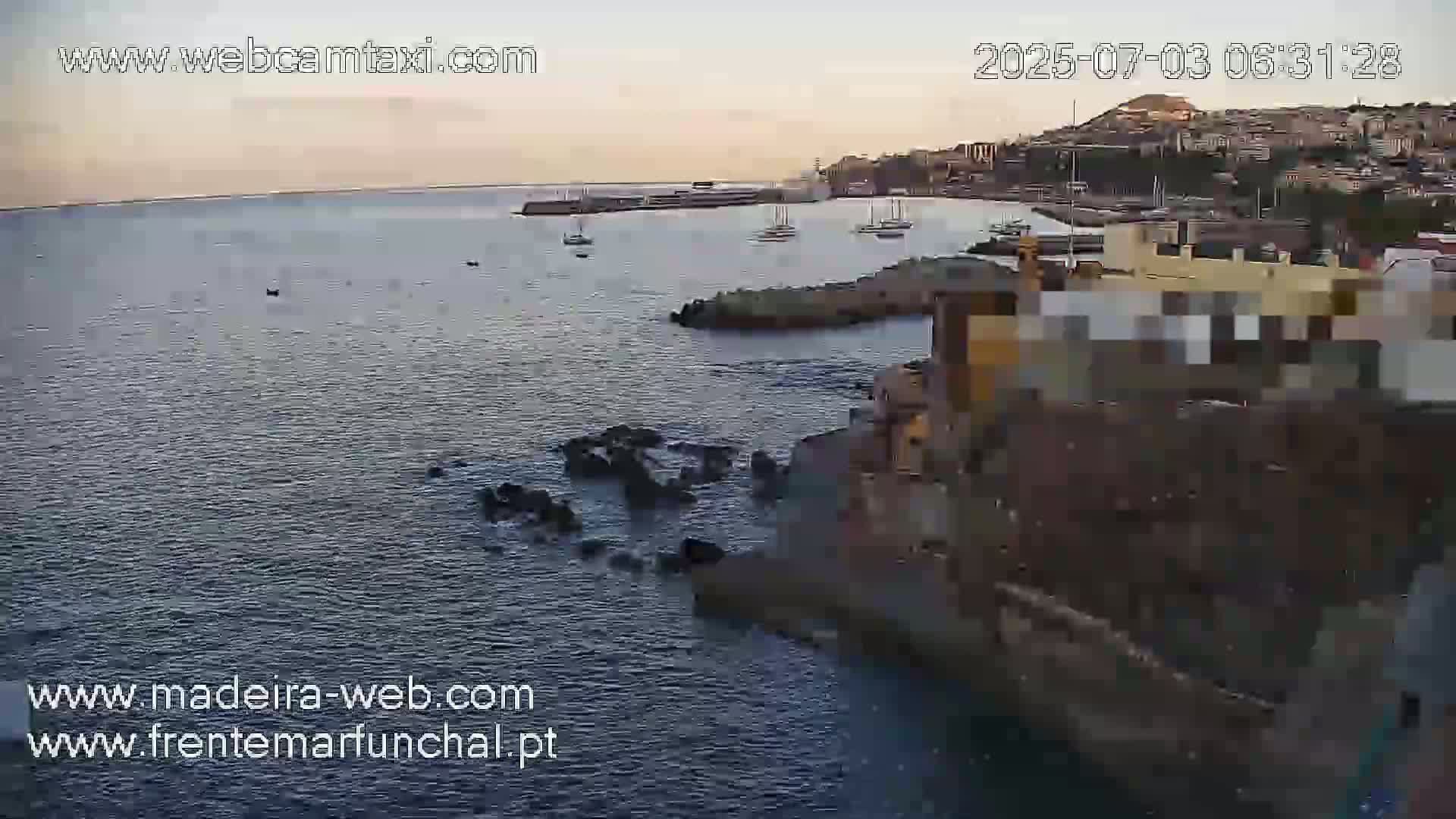 Barreirinha Beach & Funchal Center Live Cam - Funchal, Madeira, Portugal