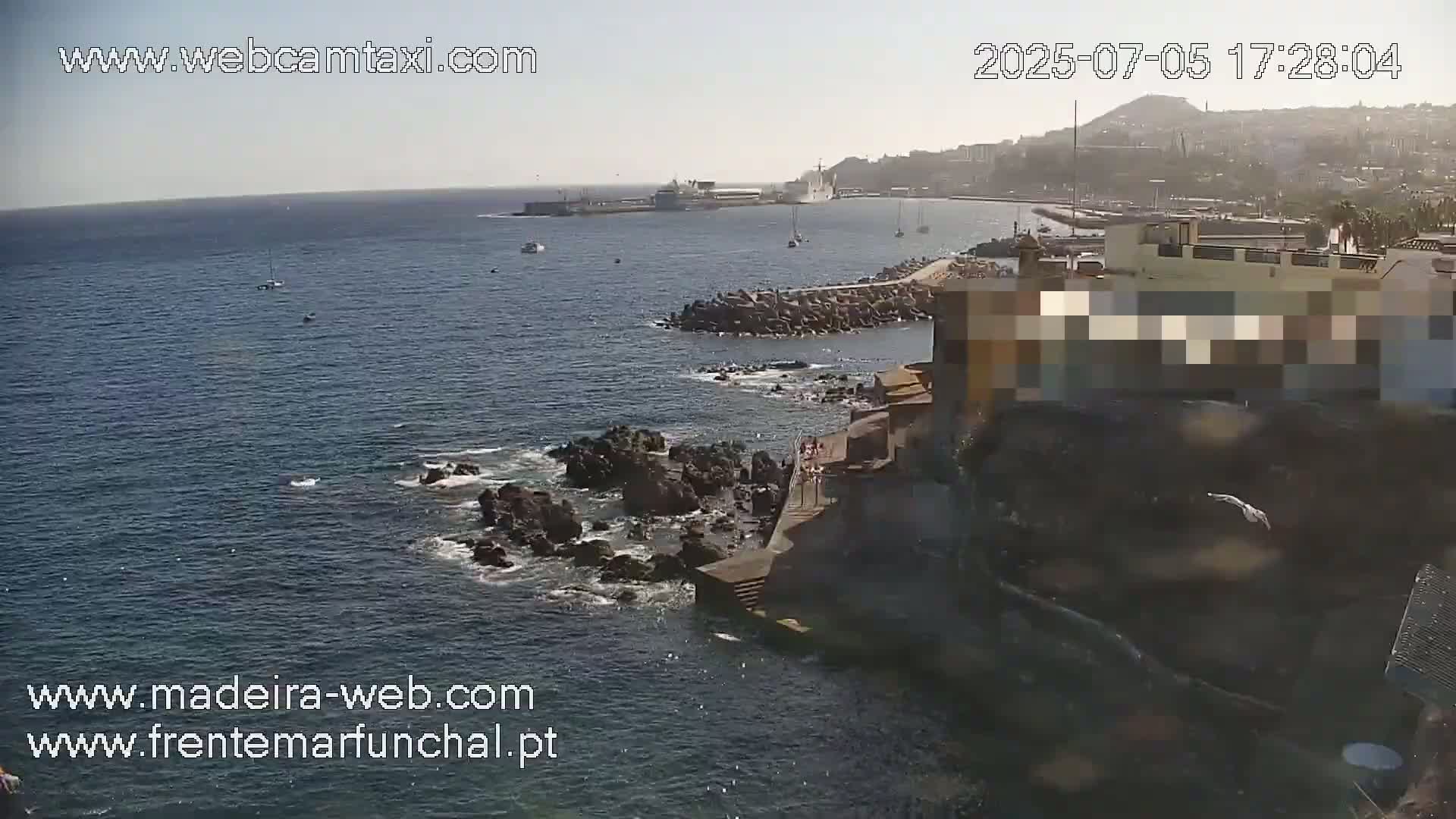 Barreirinha Beach & Funchal Center Live Cam - Funchal, Madeira, Portugal