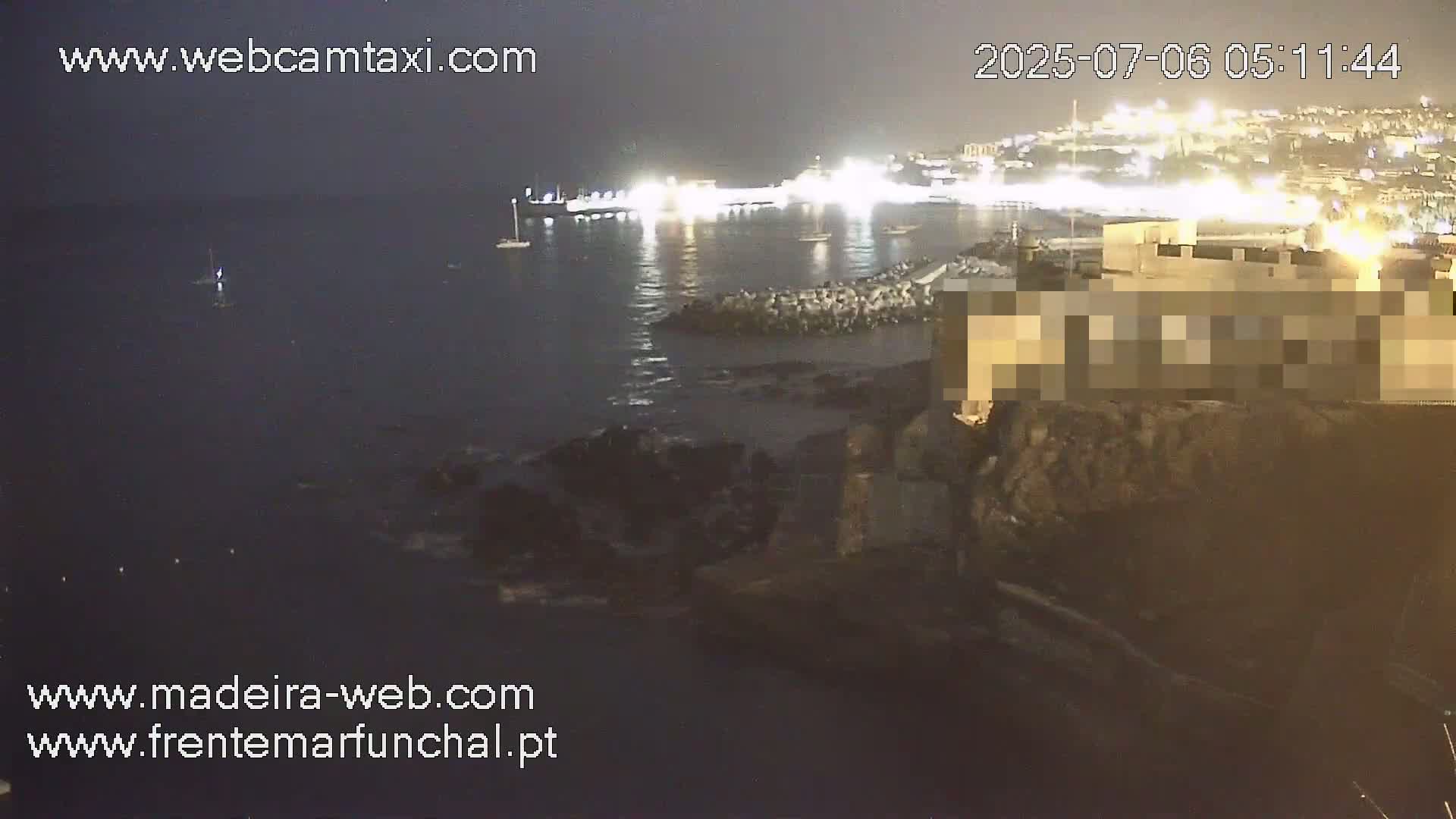 Barreirinha Beach & Funchal Center Live Cam - Funchal, Madeira, Portugal