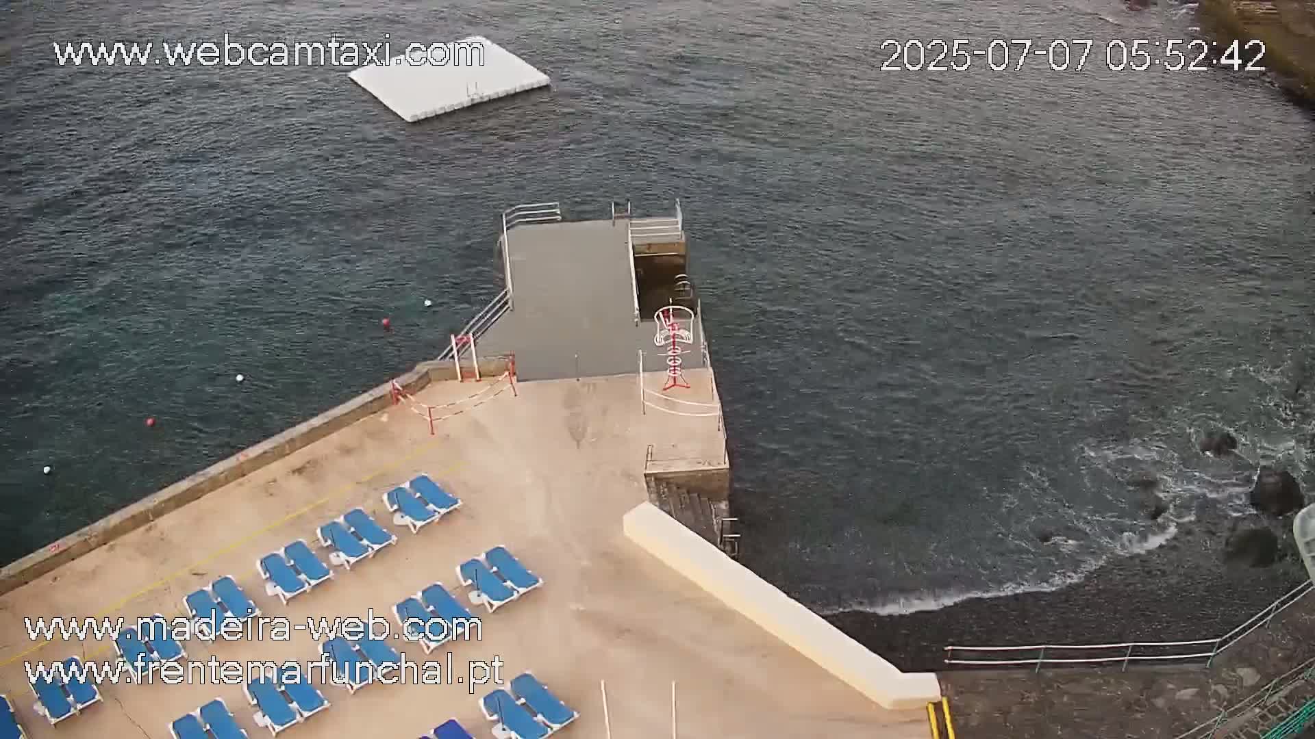 Barreirinha Beach & Funchal Center Live Cam - Funchal, Madeira, Portugal