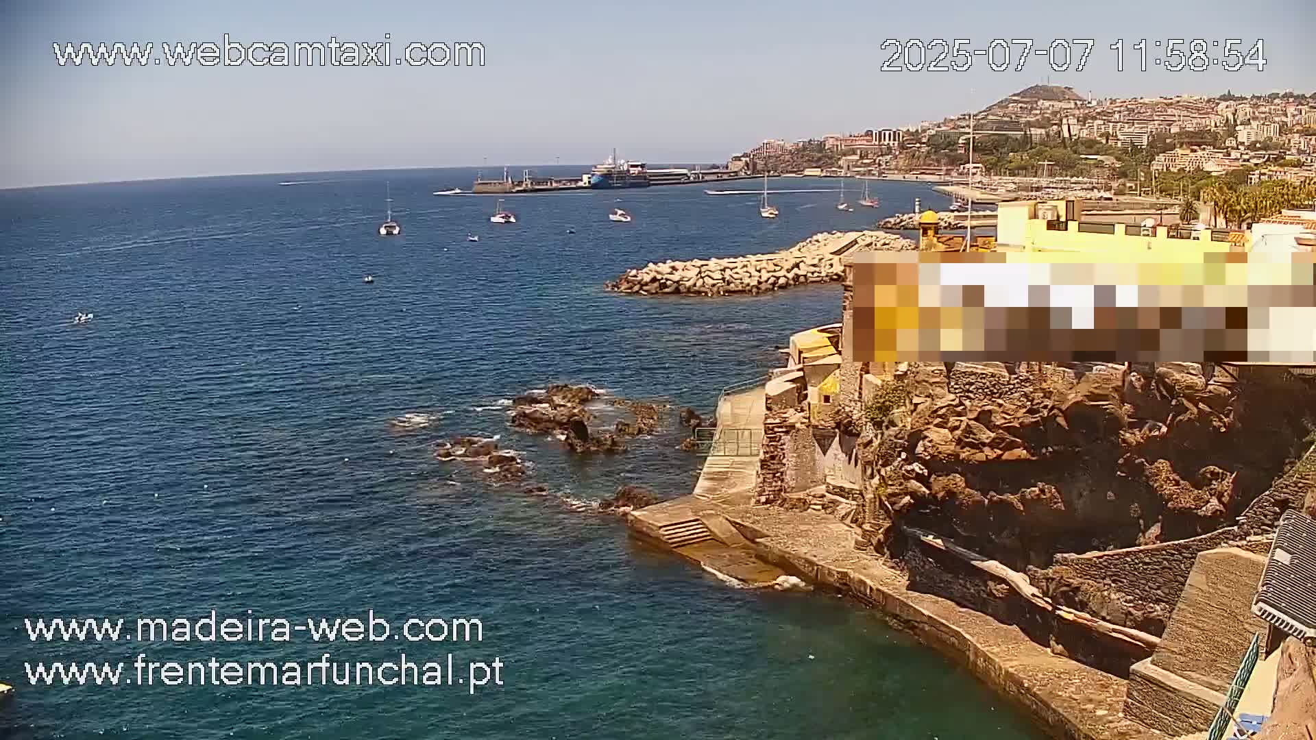 Barreirinha Beach & Funchal Center Live Cam - Funchal, Madeira, Portugal