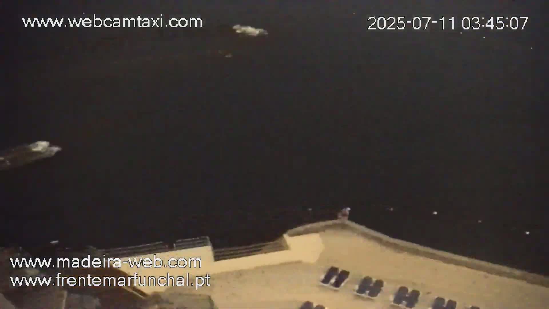 Barreirinha Beach & Funchal Center Live Cam - Funchal, Madeira, Portugal