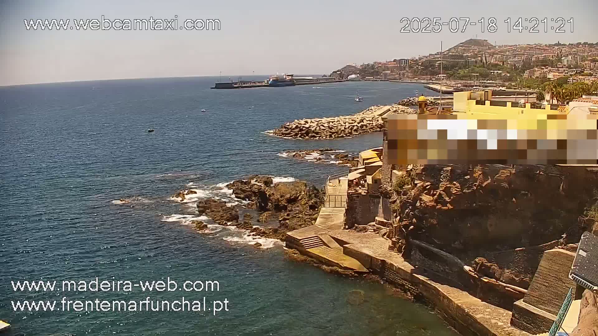 Barreirinha Beach & Funchal Center Live Cam - Funchal, Madeira, Portugal