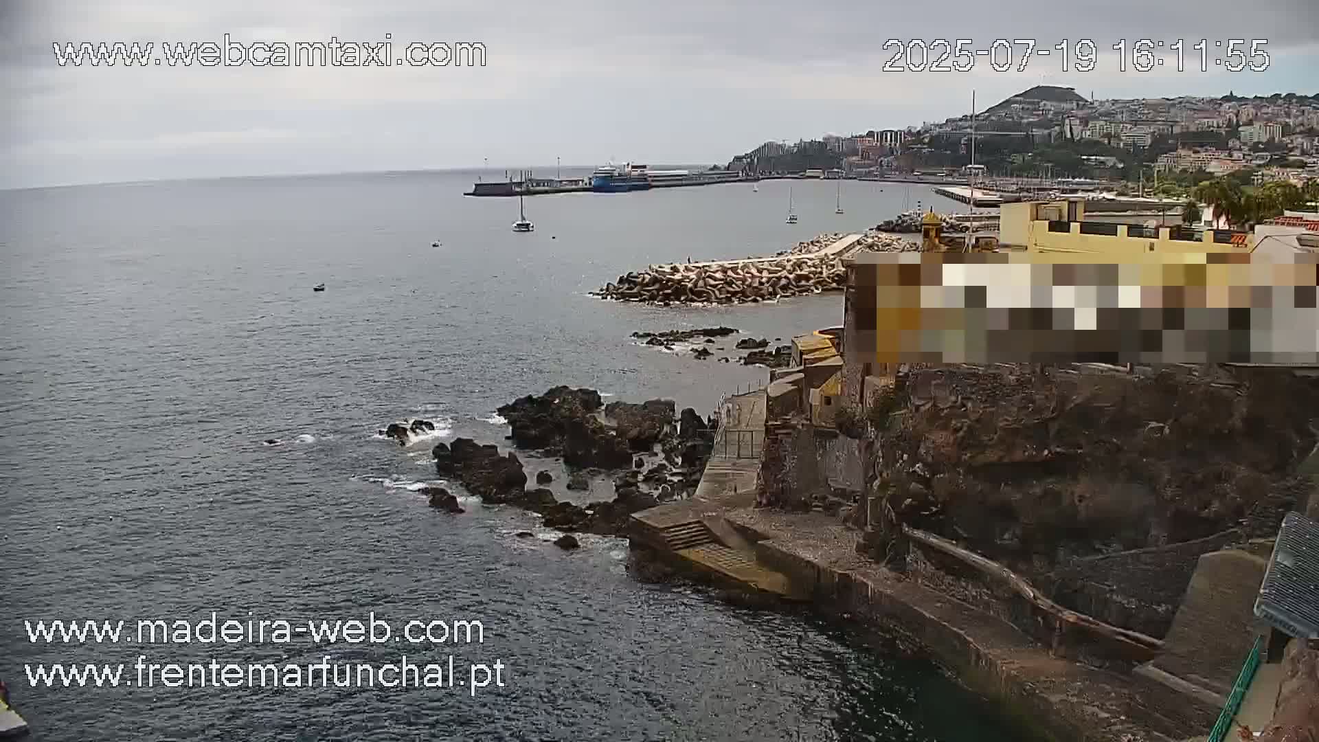 Barreirinha Beach & Funchal Center Live Cam - Funchal, Madeira, Portugal
