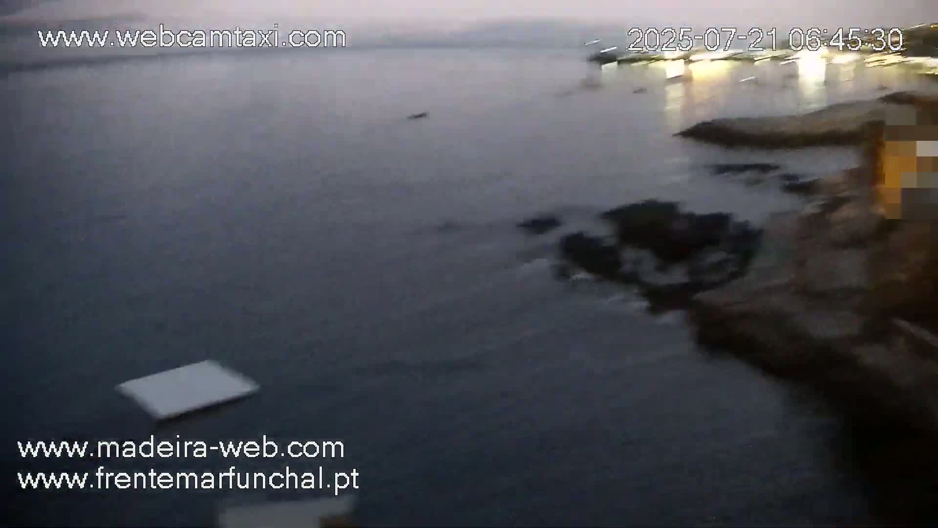 Barreirinha Beach & Funchal Center Live Cam - Funchal, Madeira, Portugal
