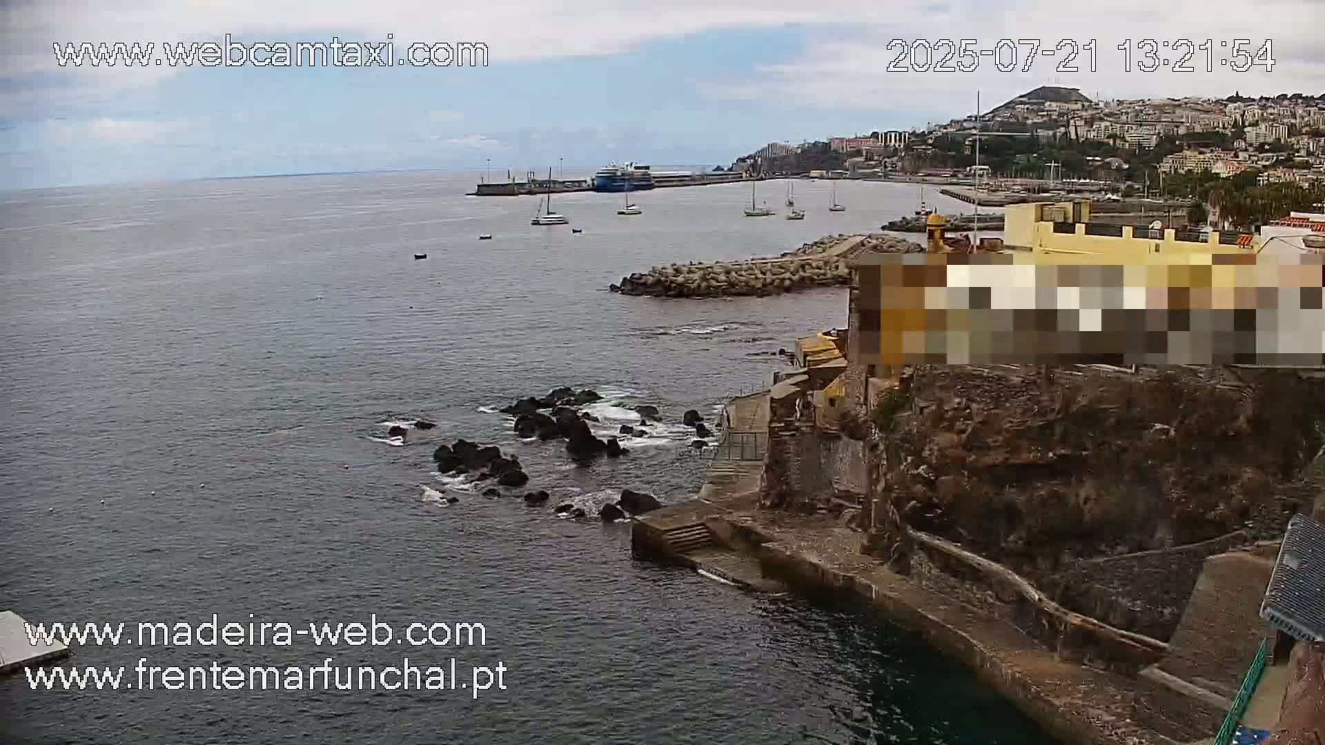 Barreirinha Beach & Funchal Center Live Cam - Funchal, Madeira, Portugal