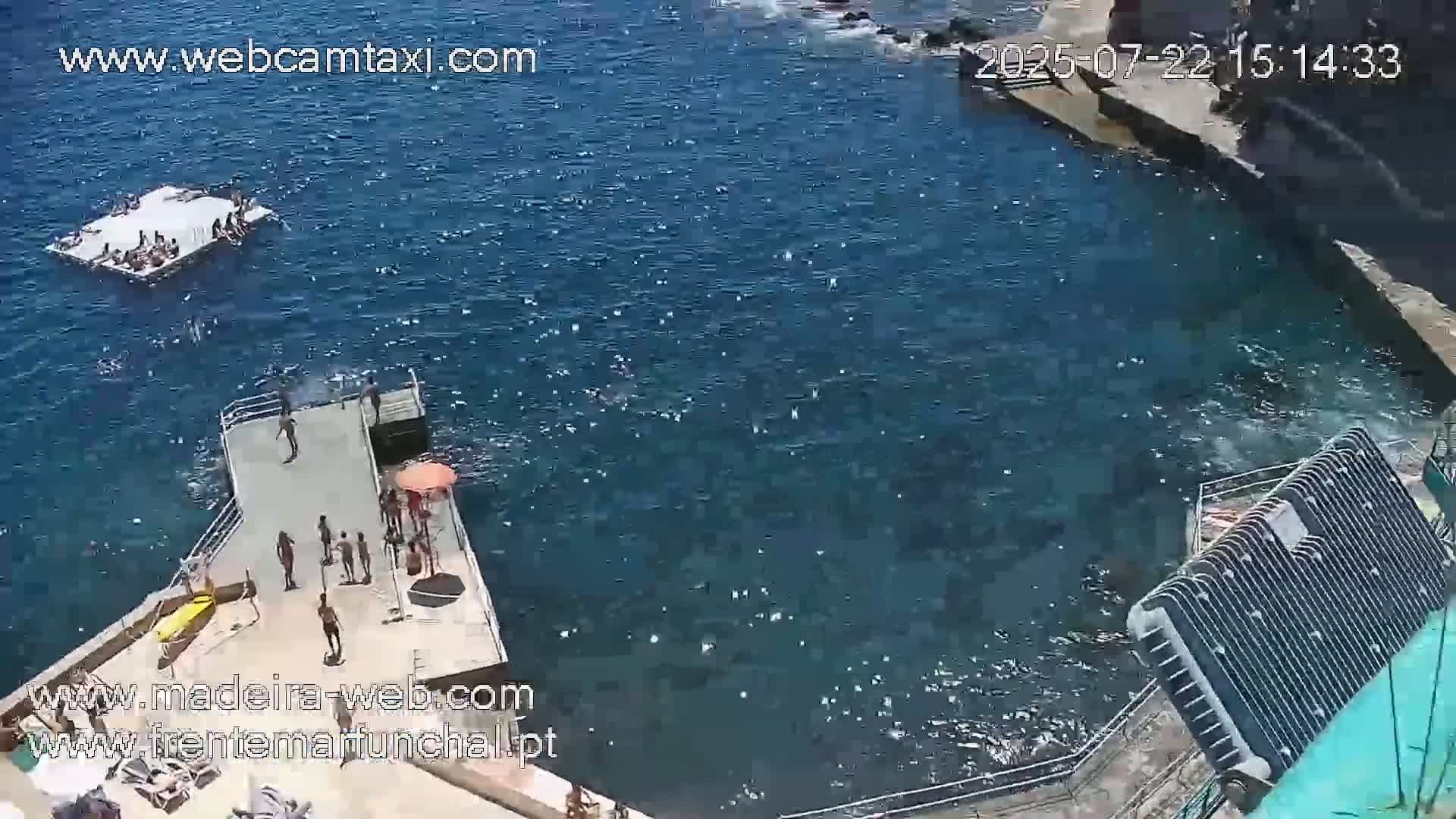 Barreirinha Beach & Funchal Center Live Cam - Funchal, Madeira, Portugal