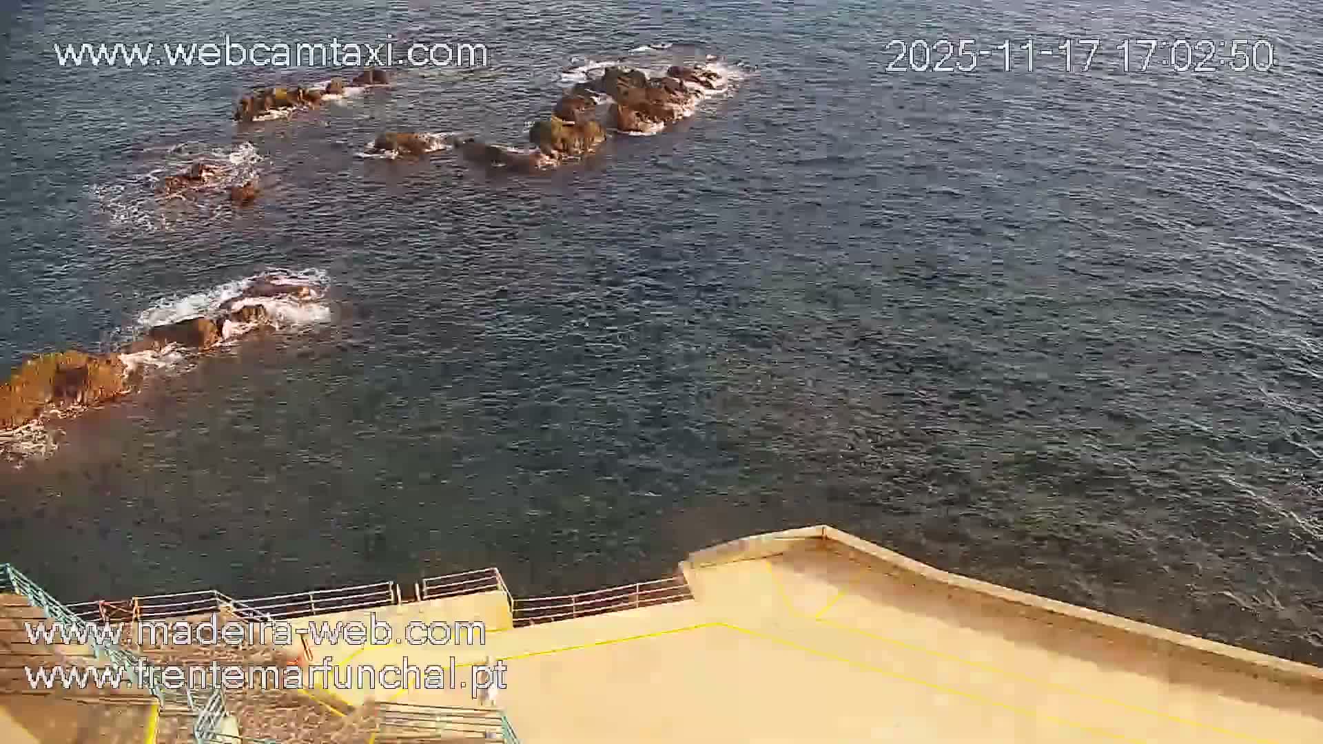 Barreirinha Beach & Funchal Center Live Cam - Funchal, Madeira, Portugal