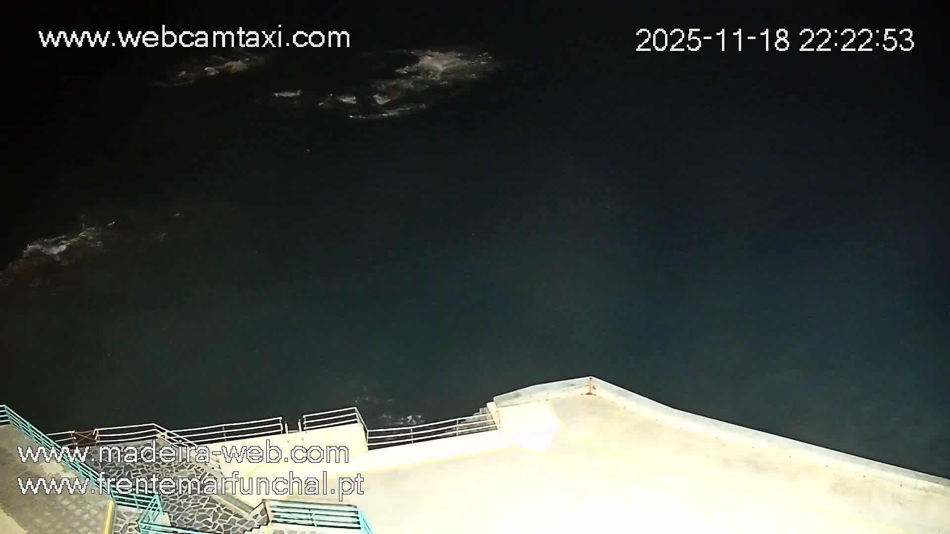 Barreirinha Beach & Funchal Center Live Cam - Funchal, Madeira, Portugal