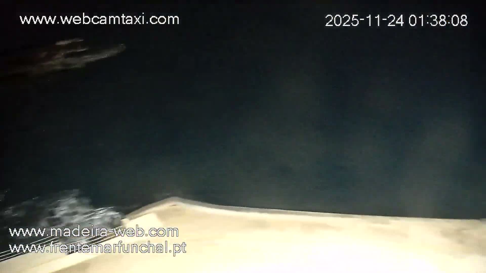 Barreirinha Beach & Funchal Center Live Cam - Funchal, Madeira, Portugal