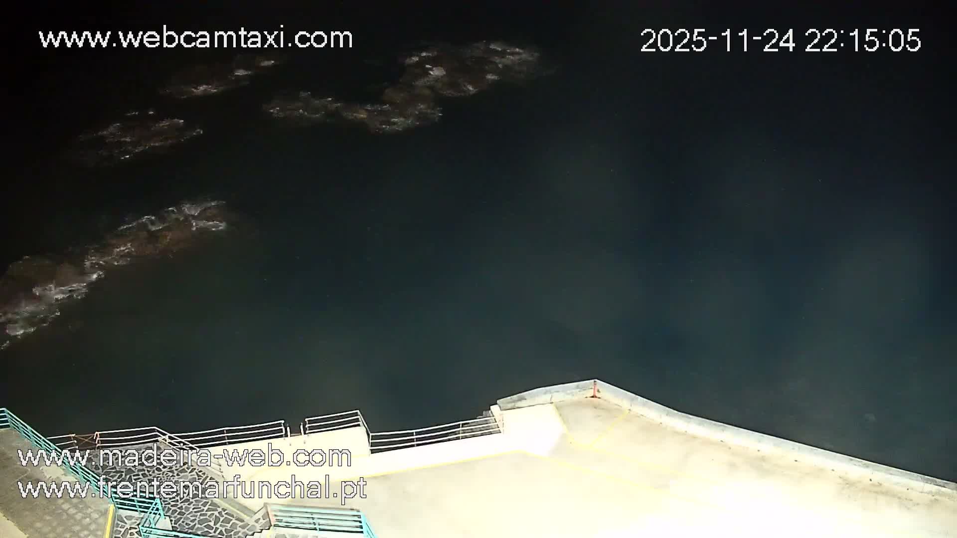 Barreirinha Beach & Funchal Center Live Cam - Funchal, Madeira, Portugal