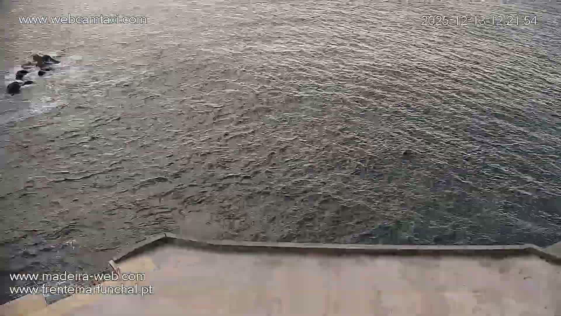 Barreirinha Beach & Funchal Center Live Cam - Funchal, Madeira, Portugal