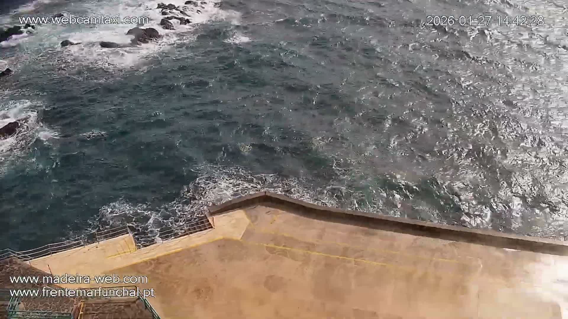 Barreirinha Beach & Funchal Center Live Cam - Funchal, Madeira, Portugal