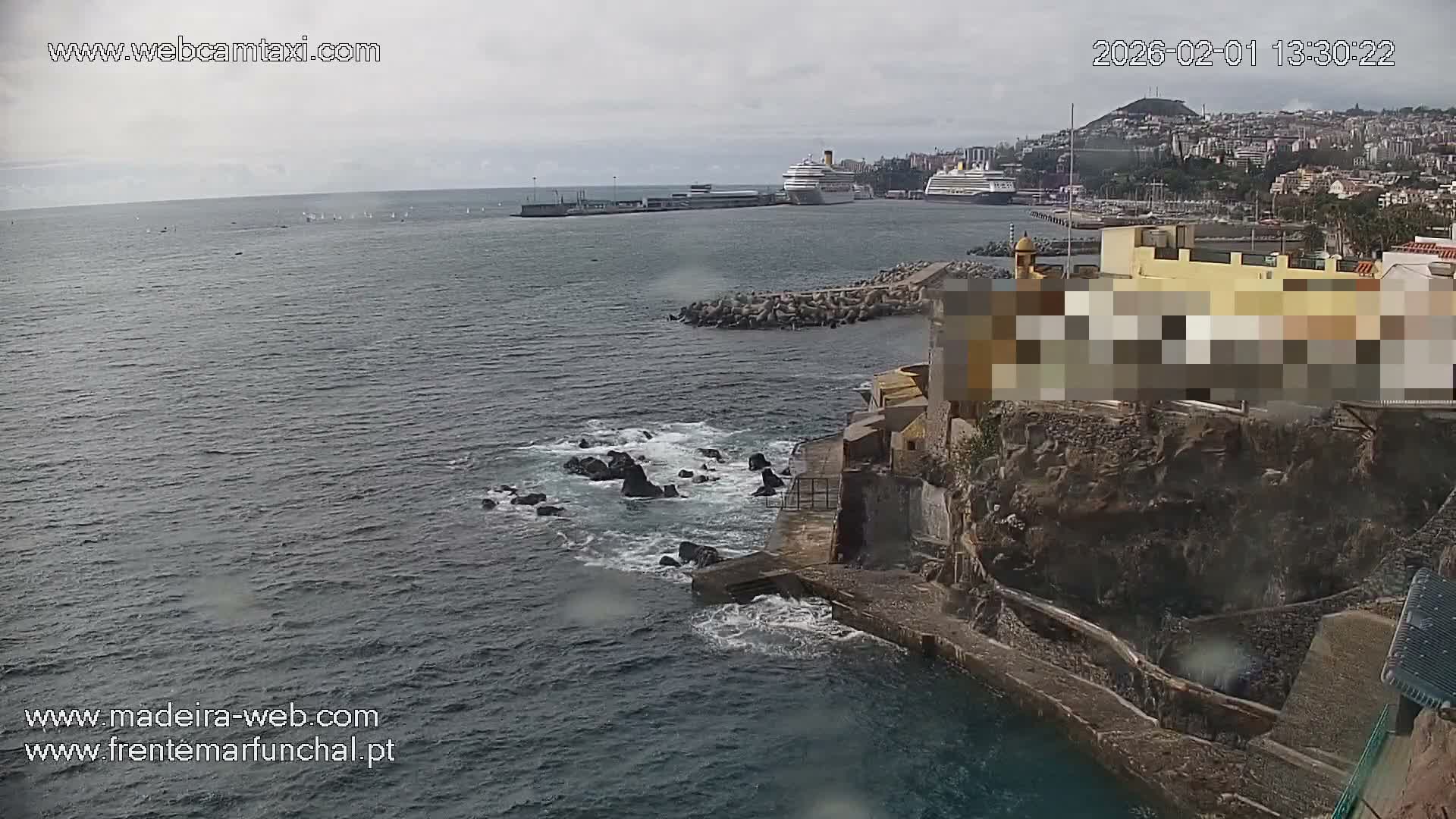 Barreirinha Beach & Funchal Center Live Cam - Funchal, Madeira, Portugal