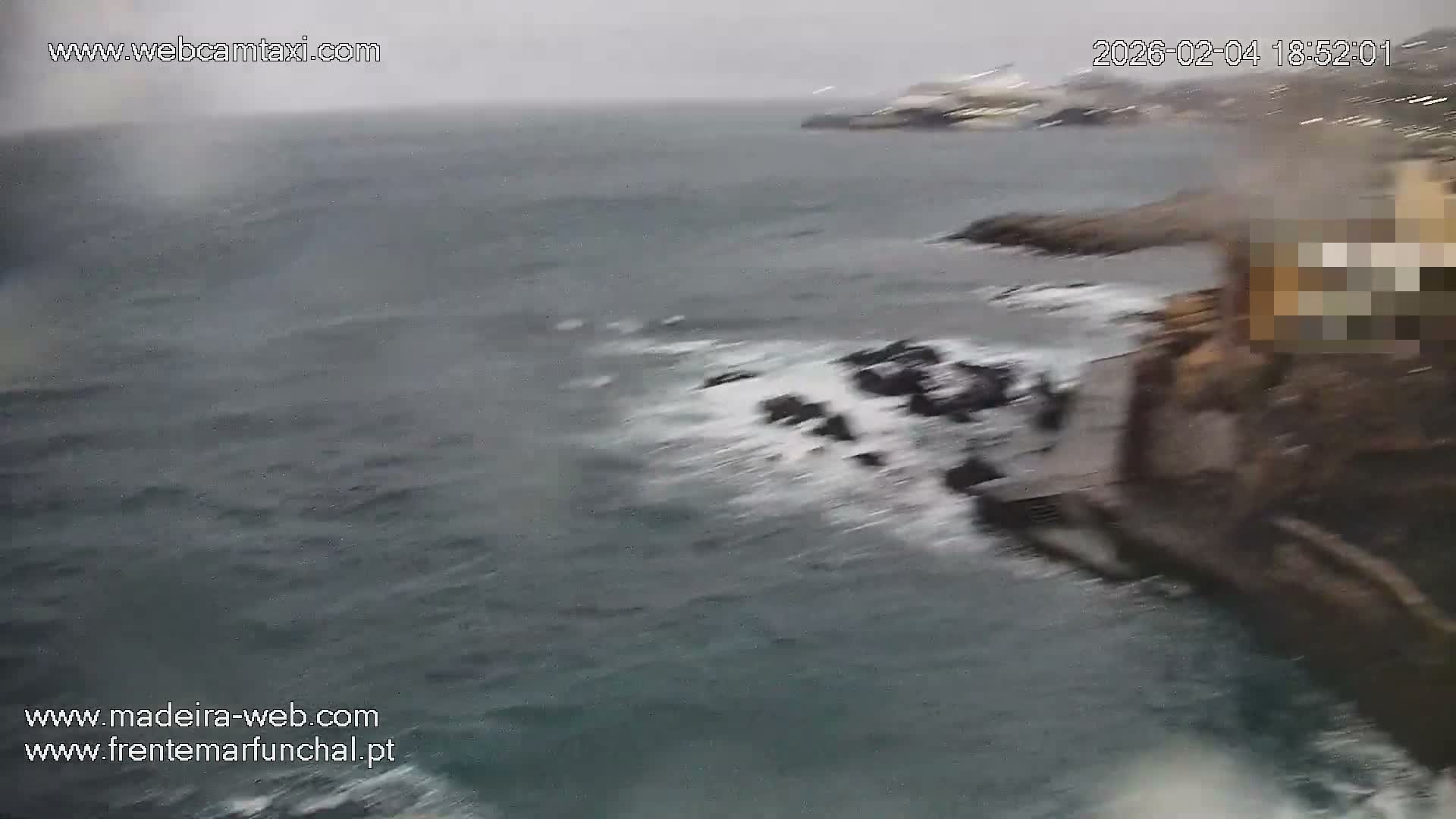 Barreirinha Beach & Funchal Center Live Cam - Funchal, Madeira, Portugal