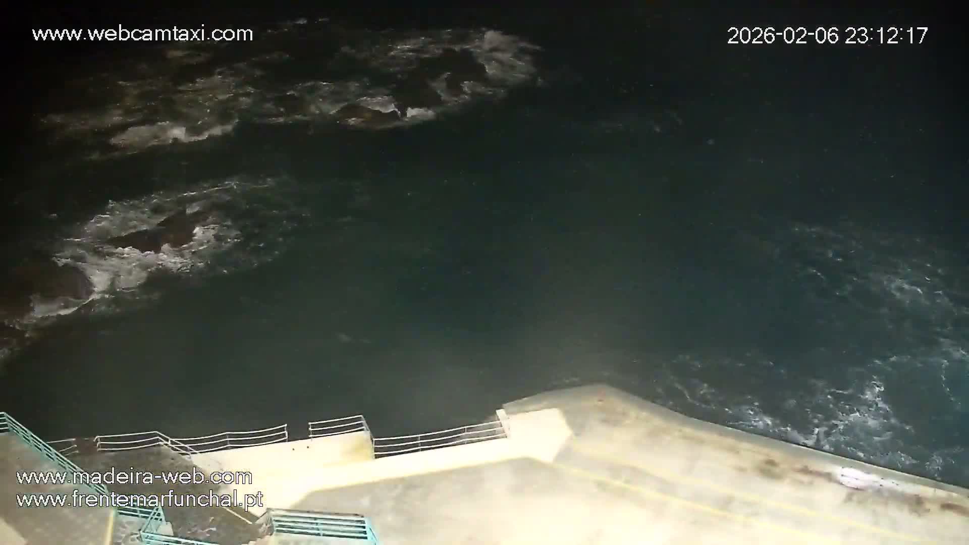 Barreirinha Beach & Funchal Center Live Cam - Funchal, Madeira, Portugal