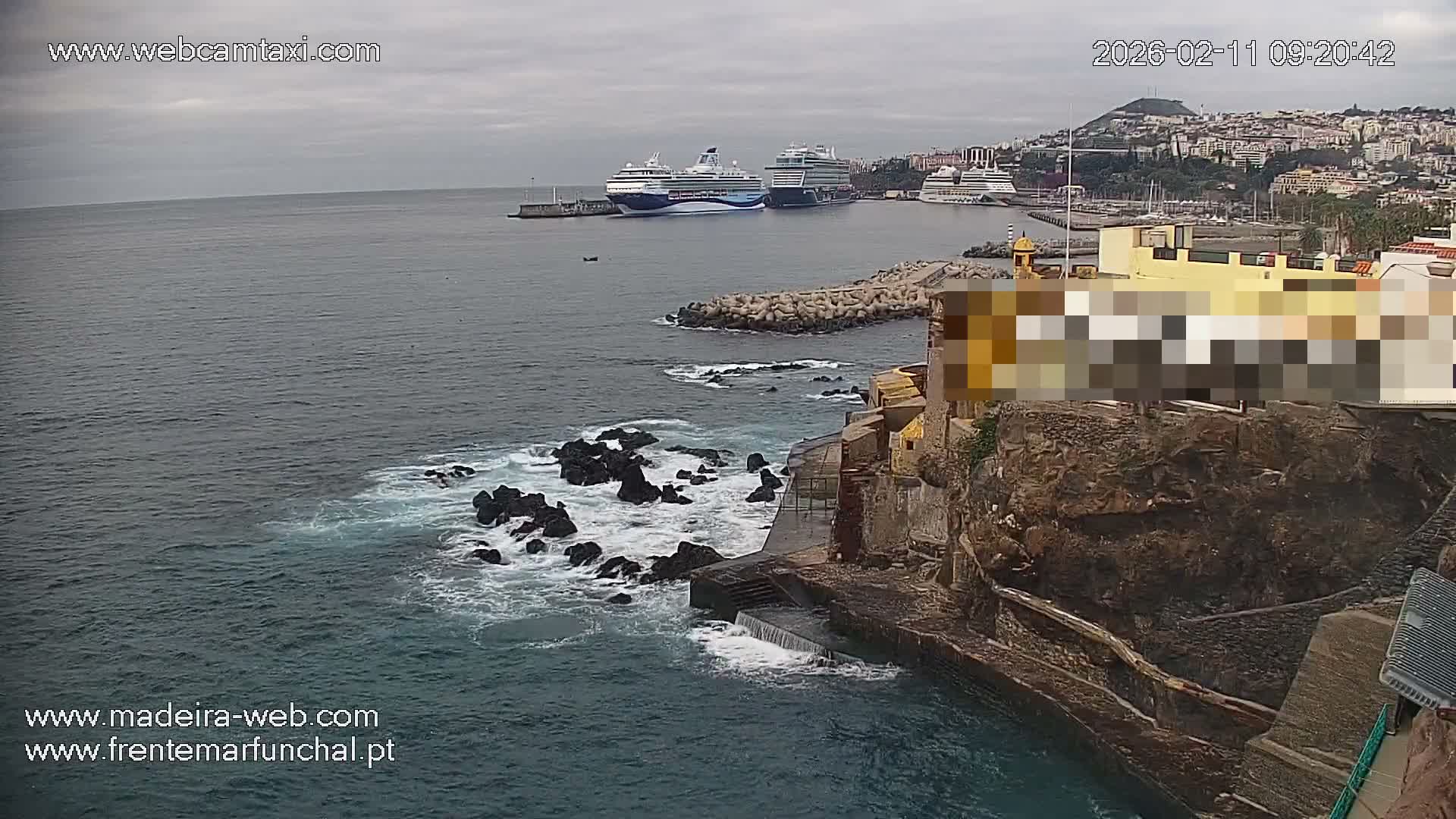 Barreirinha Beach & Funchal Center Live Cam - Funchal, Madeira, Portugal