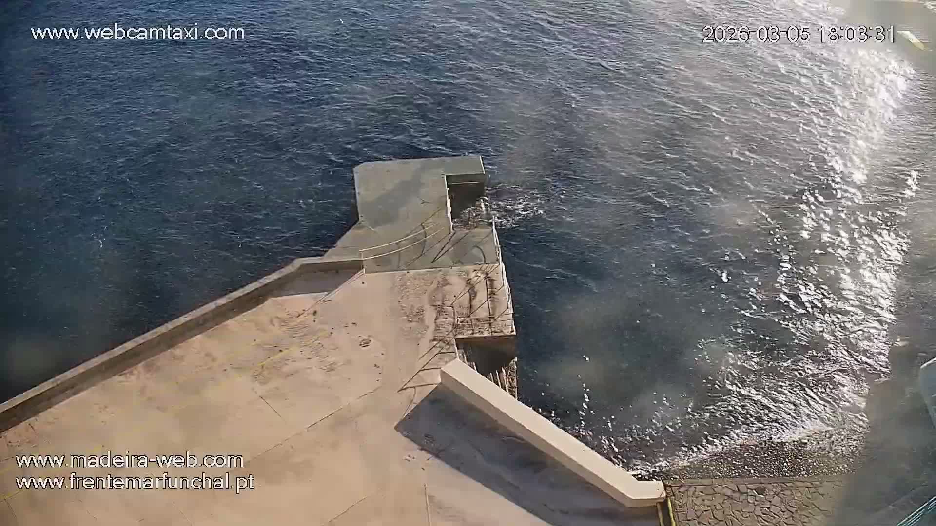 Barreirinha Beach & Funchal Center Live Cam - Funchal, Madeira, Portugal