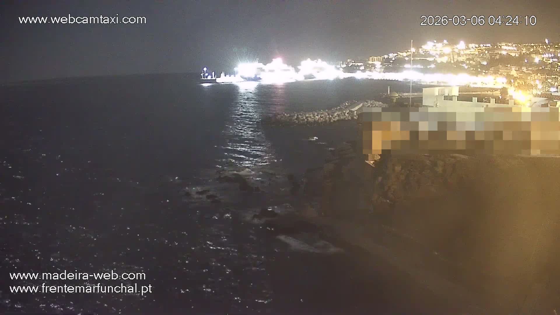 Barreirinha Beach & Funchal Center Live Cam - Funchal, Madeira, Portugal