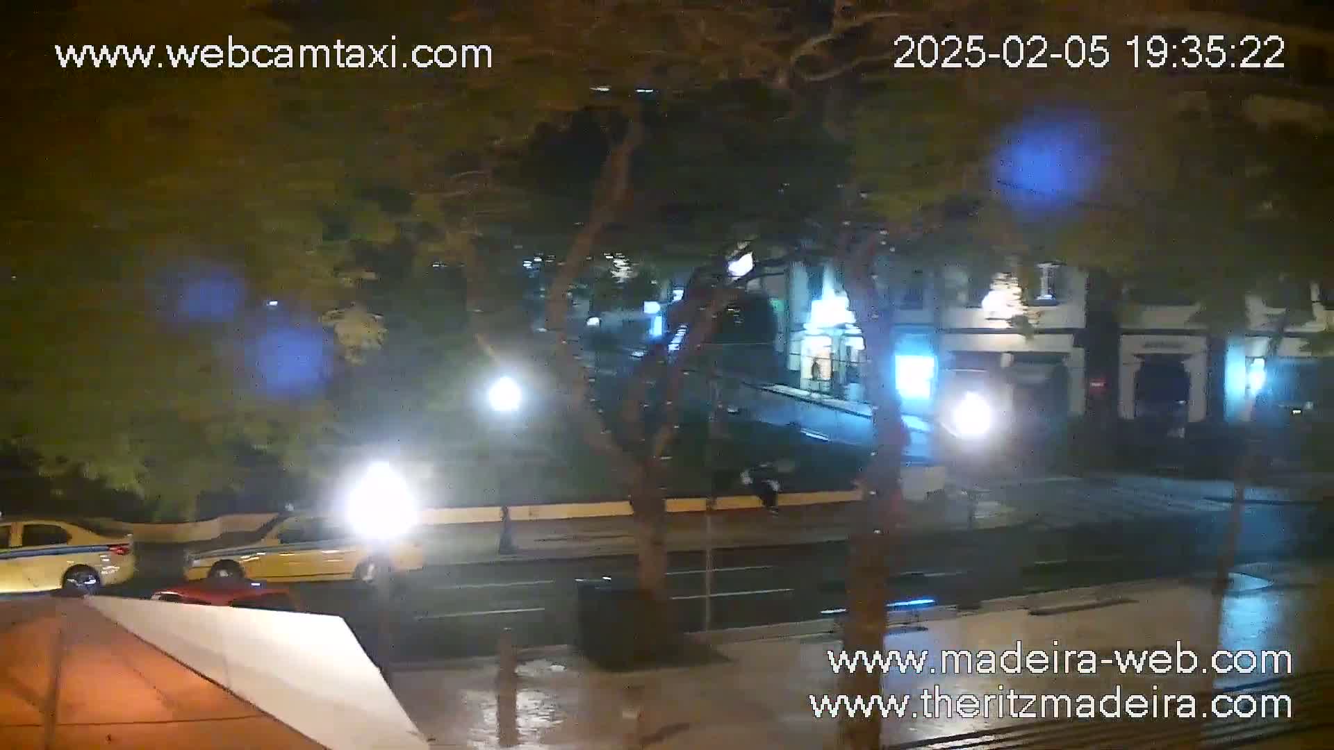 Ritz , Avenida Arriaga Avenue Live Cam - Funchal, Madeira, Portugal
