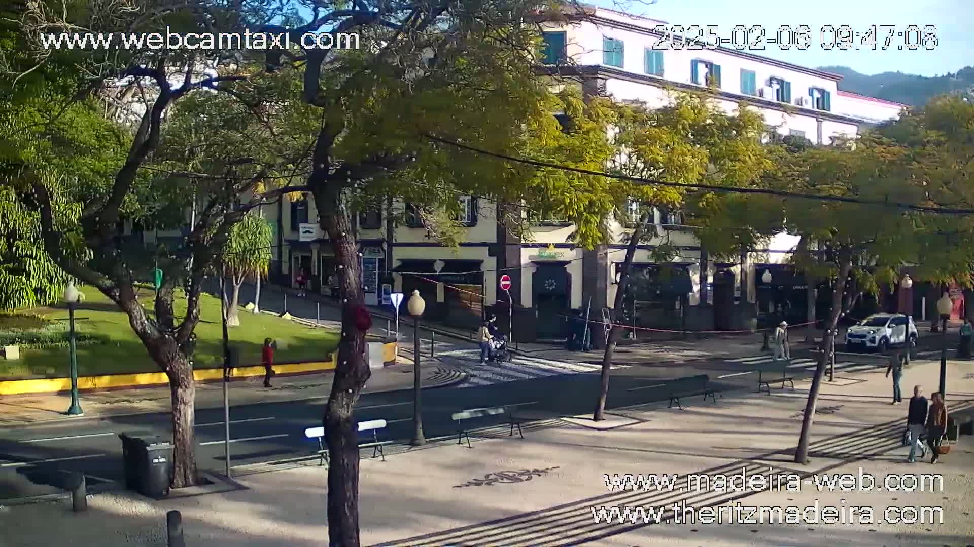 Ritz , Avenida Arriaga Avenue Live Cam - Funchal, Madeira, Portugal