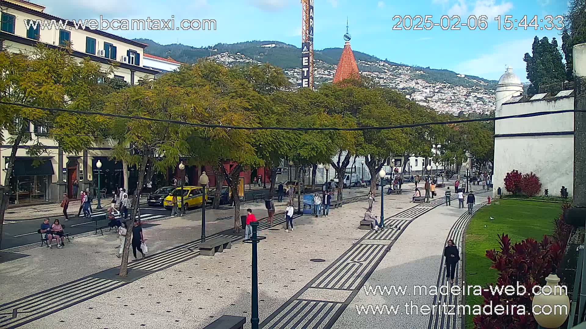 Ritz , Avenida Arriaga Avenue Live Cam - Funchal, Madeira, Portugal