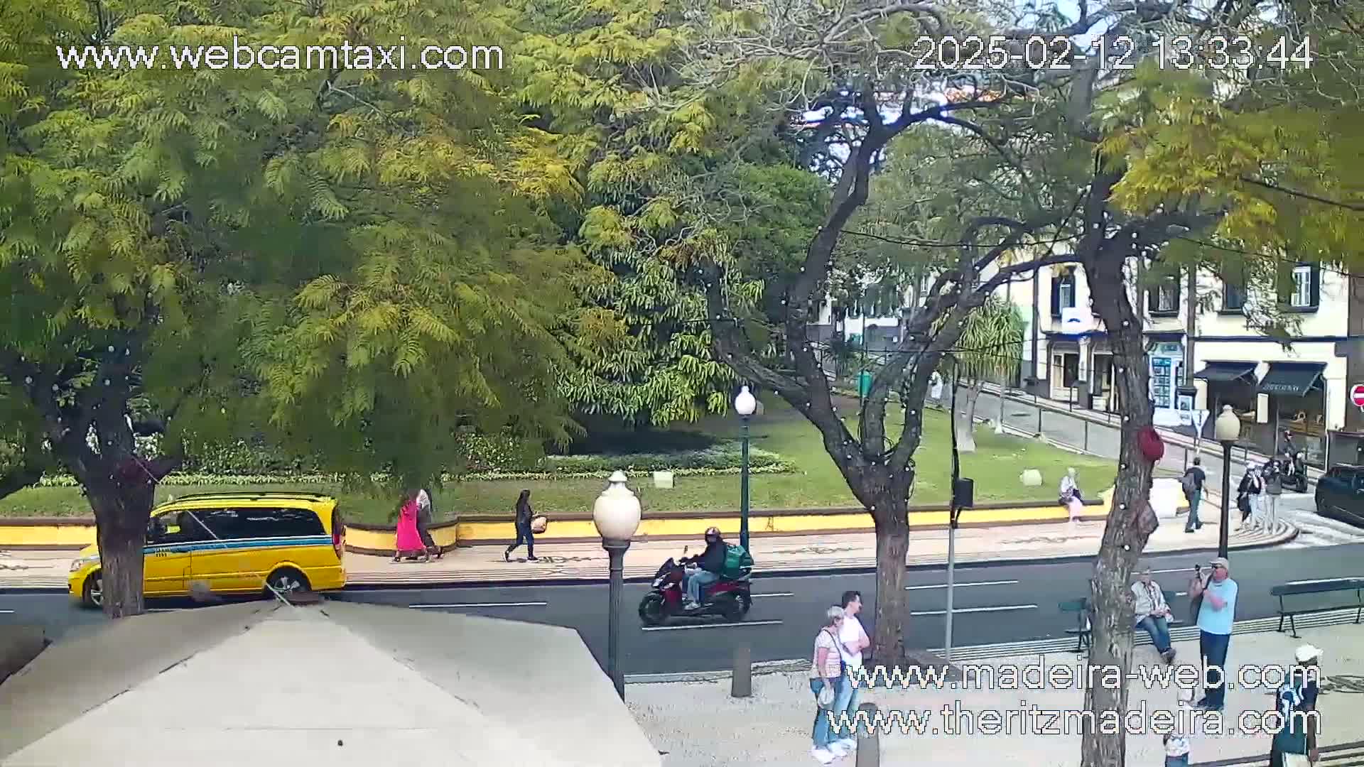 Ritz , Avenida Arriaga Avenue Live Cam - Funchal, Madeira, Portugal