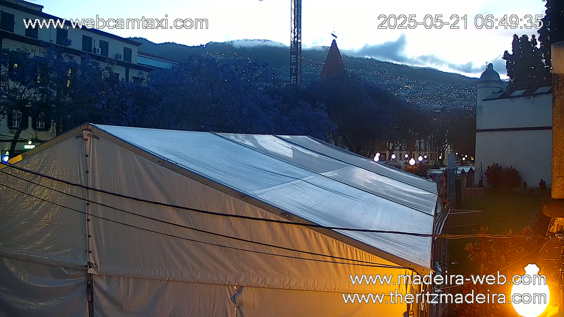 Ritz , Avenida Arriaga Avenue Live Cam - Funchal, Madeira, Portugal