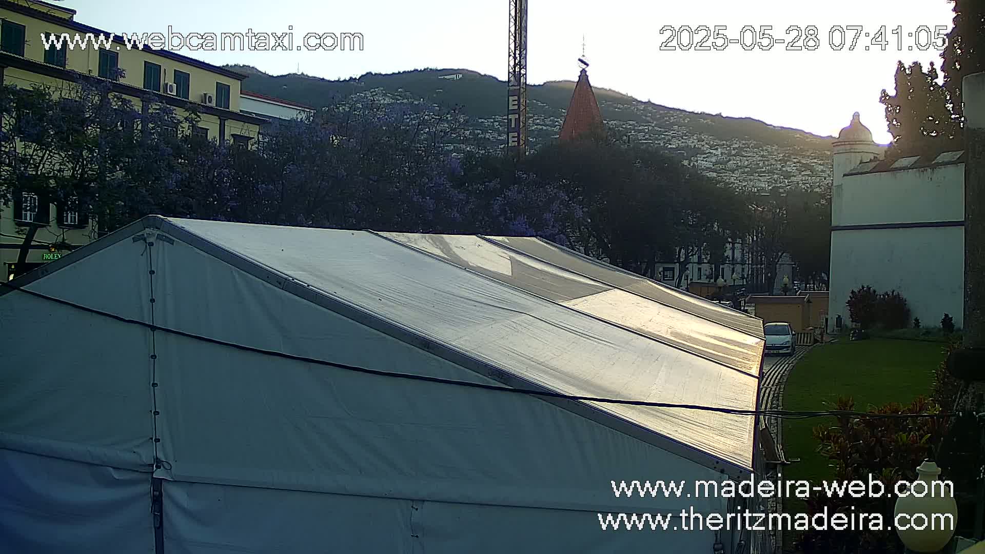 Ritz , Avenida Arriaga Avenue Live Cam - Funchal, Madeira, Portugal