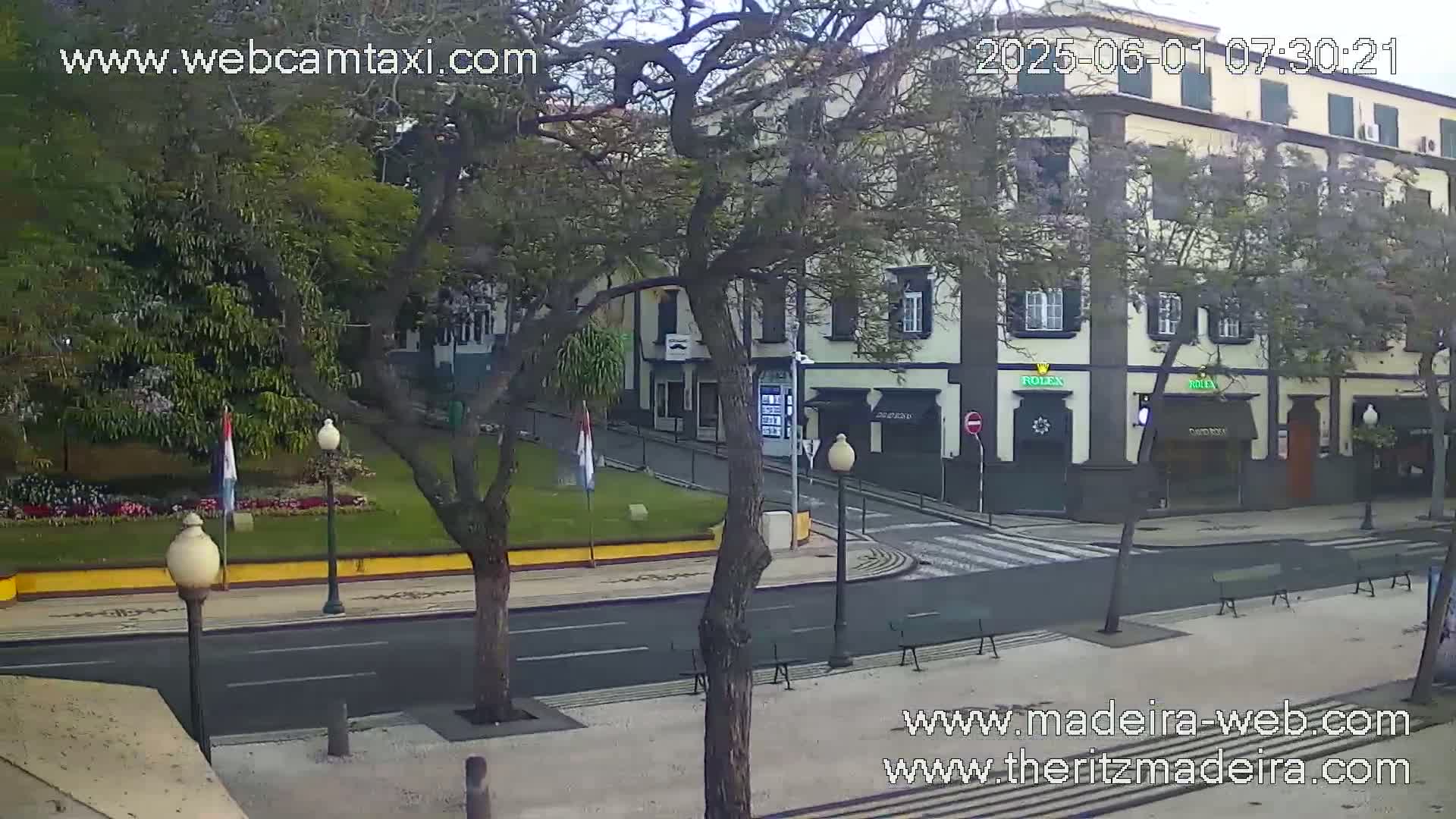 Ritz , Avenida Arriaga Avenue Live Cam - Funchal, Madeira, Portugal