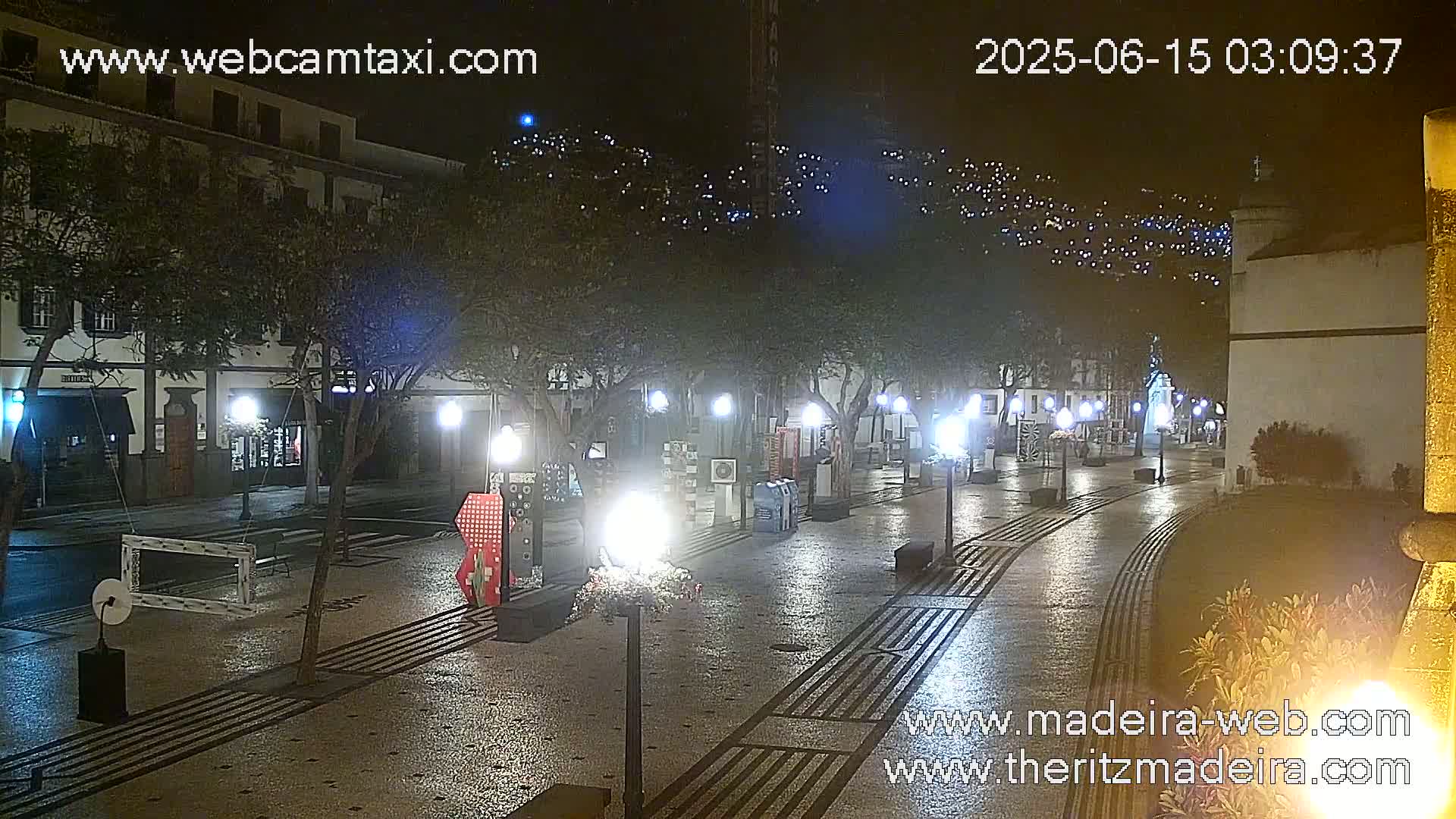 Ritz , Avenida Arriaga Avenue Live Cam - Funchal, Madeira, Portugal