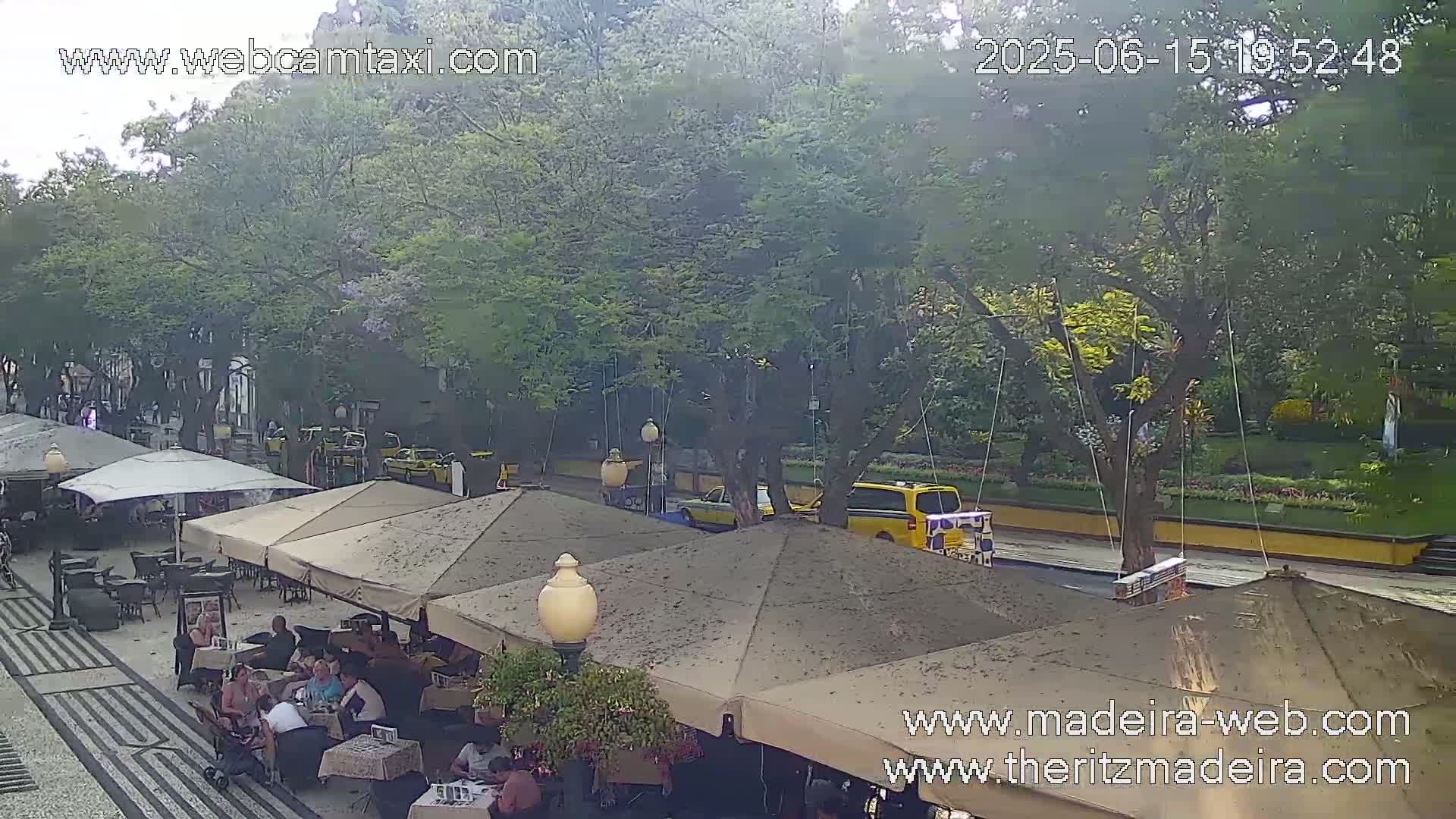 Ritz , Avenida Arriaga Avenue Live Cam - Funchal, Madeira, Portugal