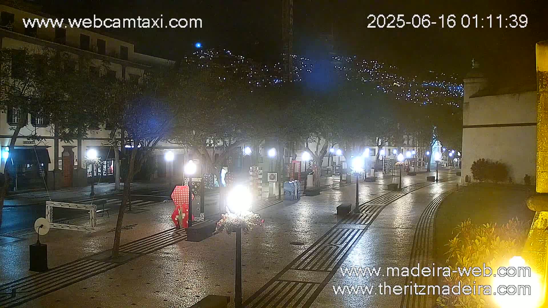 Ritz , Avenida Arriaga Avenue Live Cam - Funchal, Madeira, Portugal