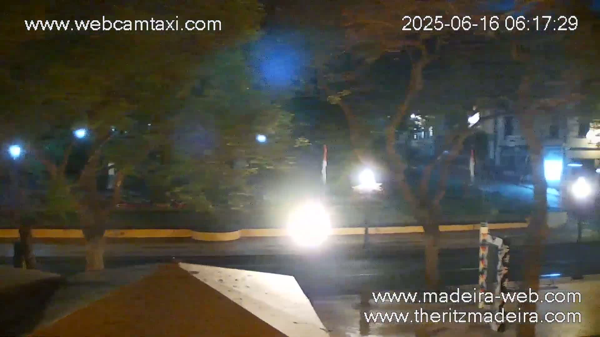 Ritz , Avenida Arriaga Avenue Live Cam - Funchal, Madeira, Portugal