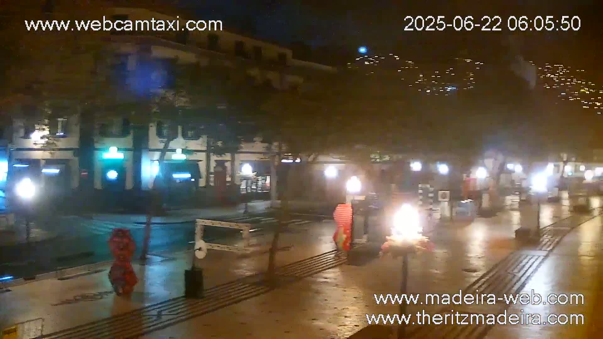 Ritz , Avenida Arriaga Avenue Live Cam - Funchal, Madeira, Portugal