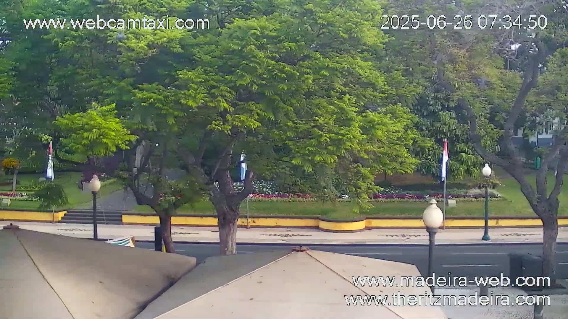 Ritz , Avenida Arriaga Avenue Live Cam - Funchal, Madeira, Portugal