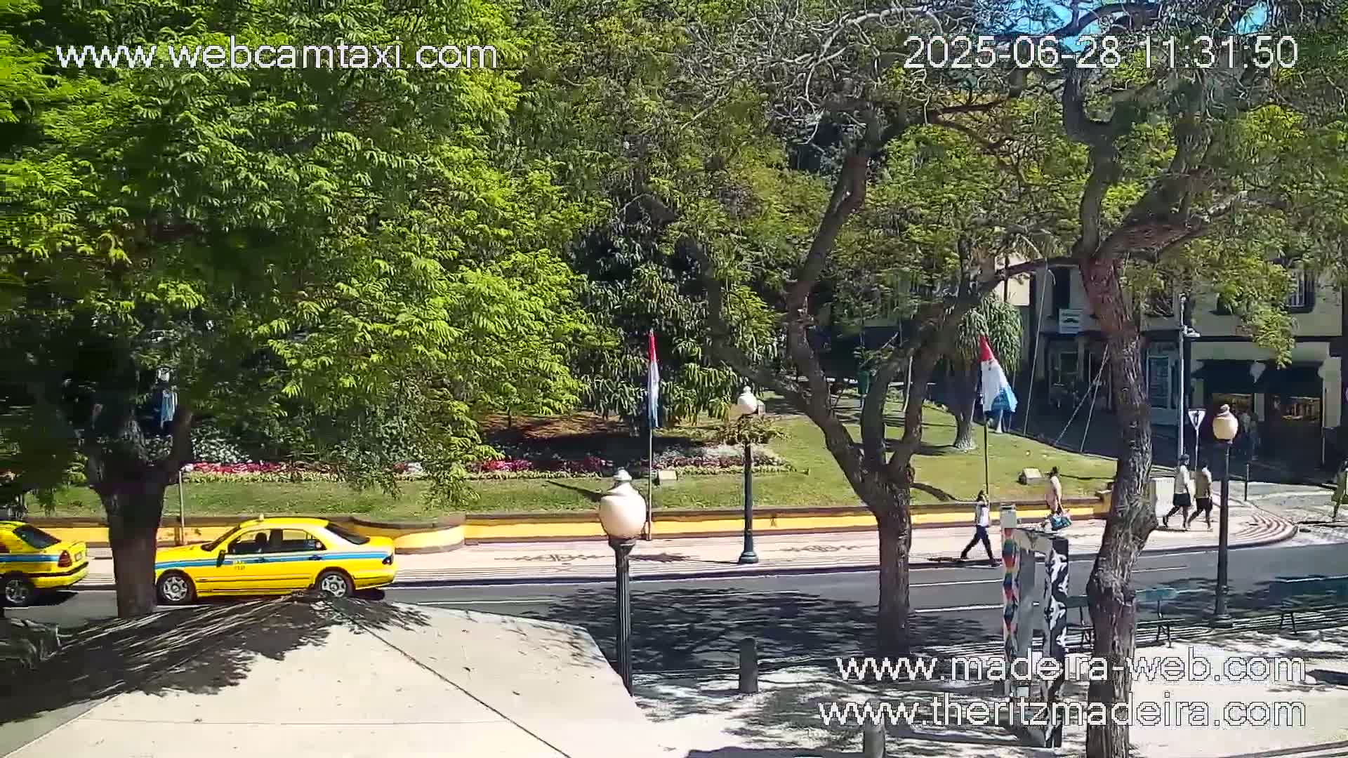 Ritz , Avenida Arriaga Avenue Live Cam - Funchal, Madeira, Portugal