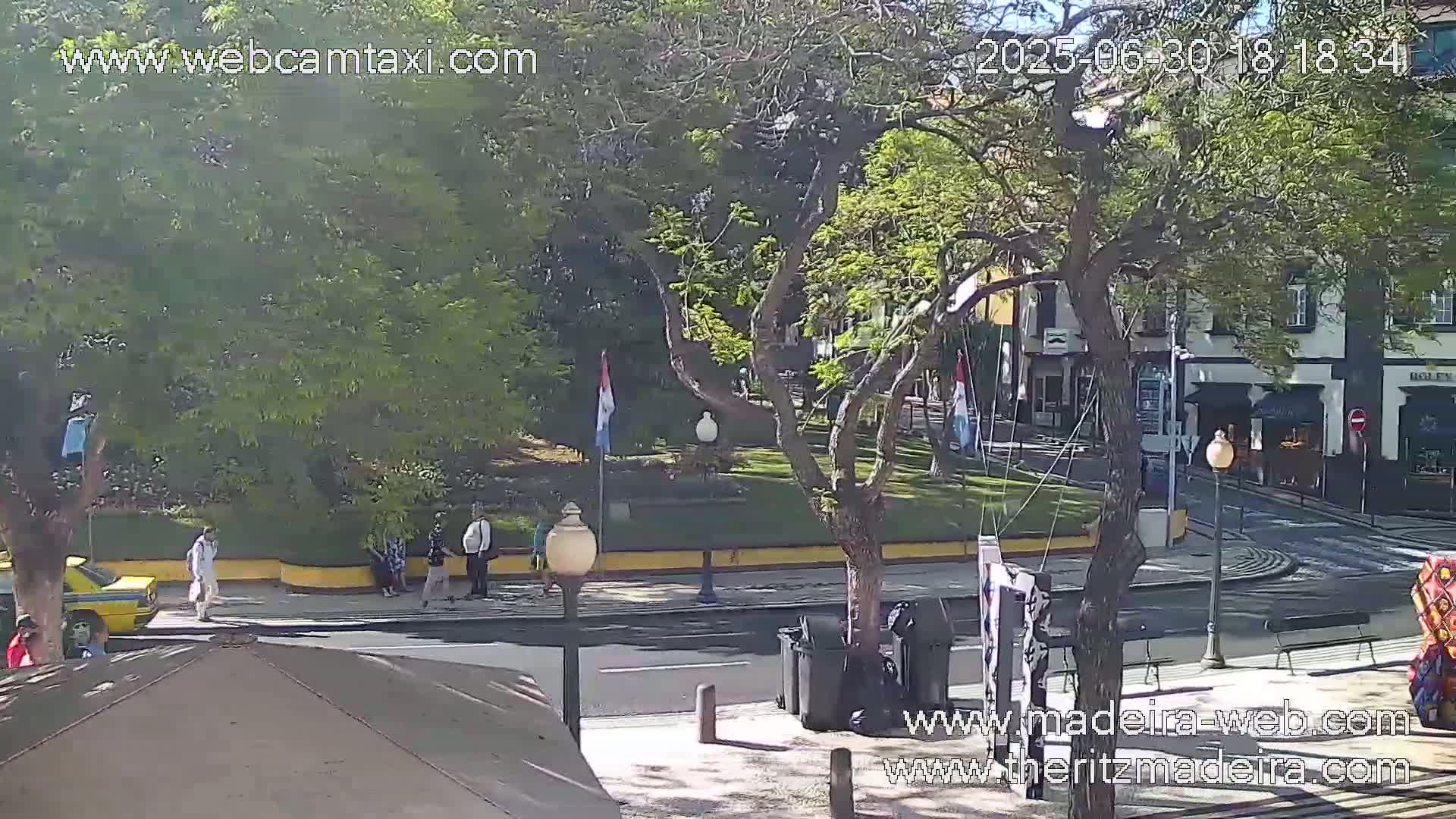 Ritz , Avenida Arriaga Avenue Live Cam - Funchal, Madeira, Portugal