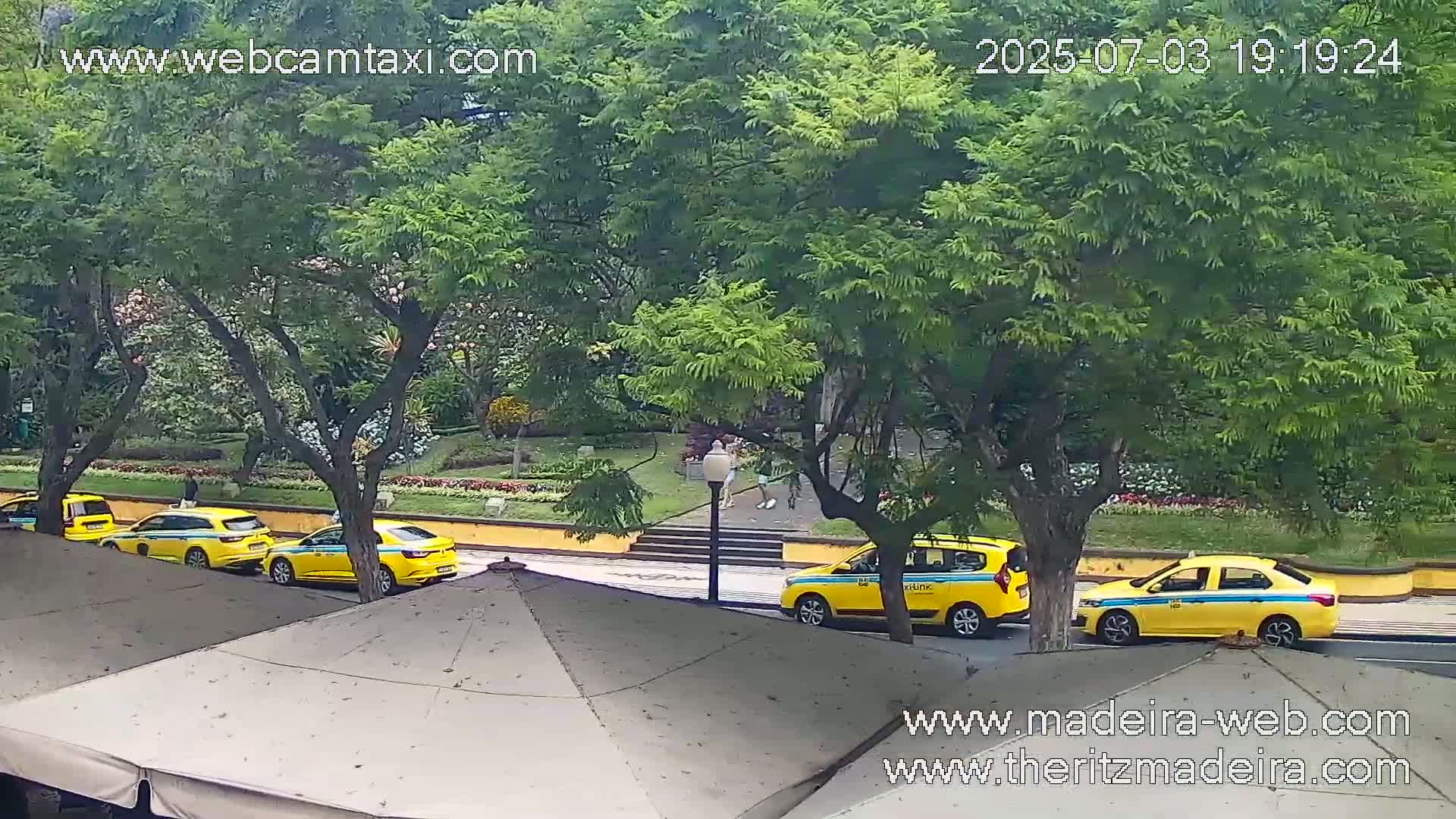 Ritz , Avenida Arriaga Avenue Live Cam - Funchal, Madeira, Portugal