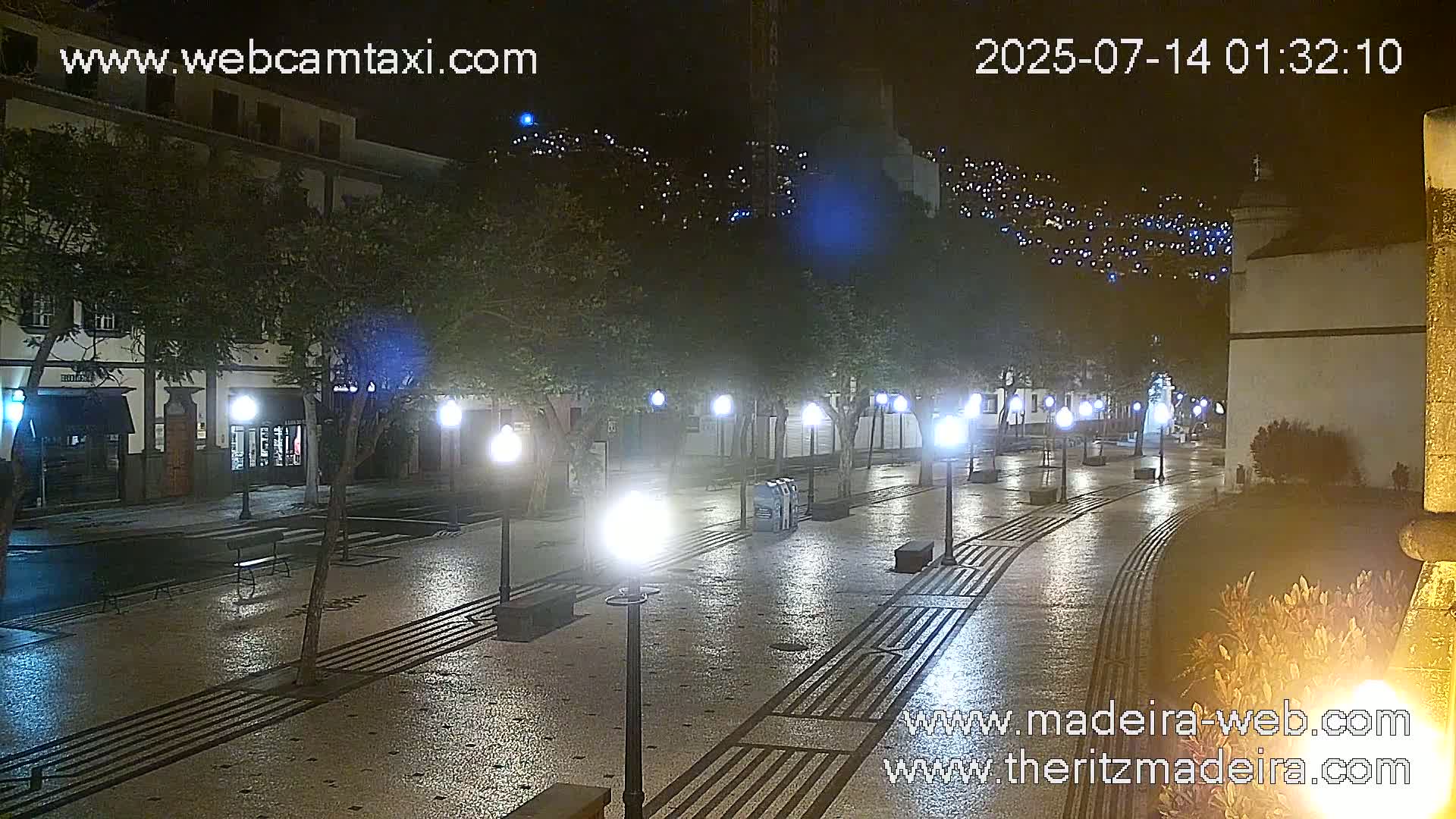 Ritz , Avenida Arriaga Avenue Live Cam - Funchal, Madeira, Portugal