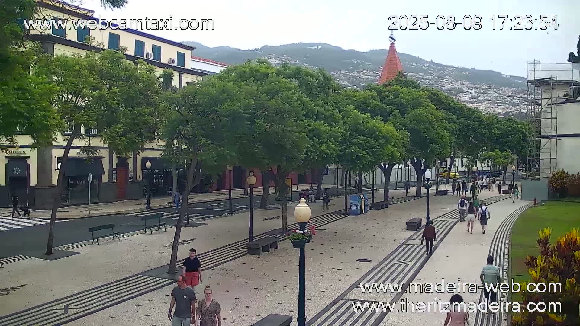 Ritz , Avenida Arriaga Avenue Live Cam - Funchal, Madeira, Portugal