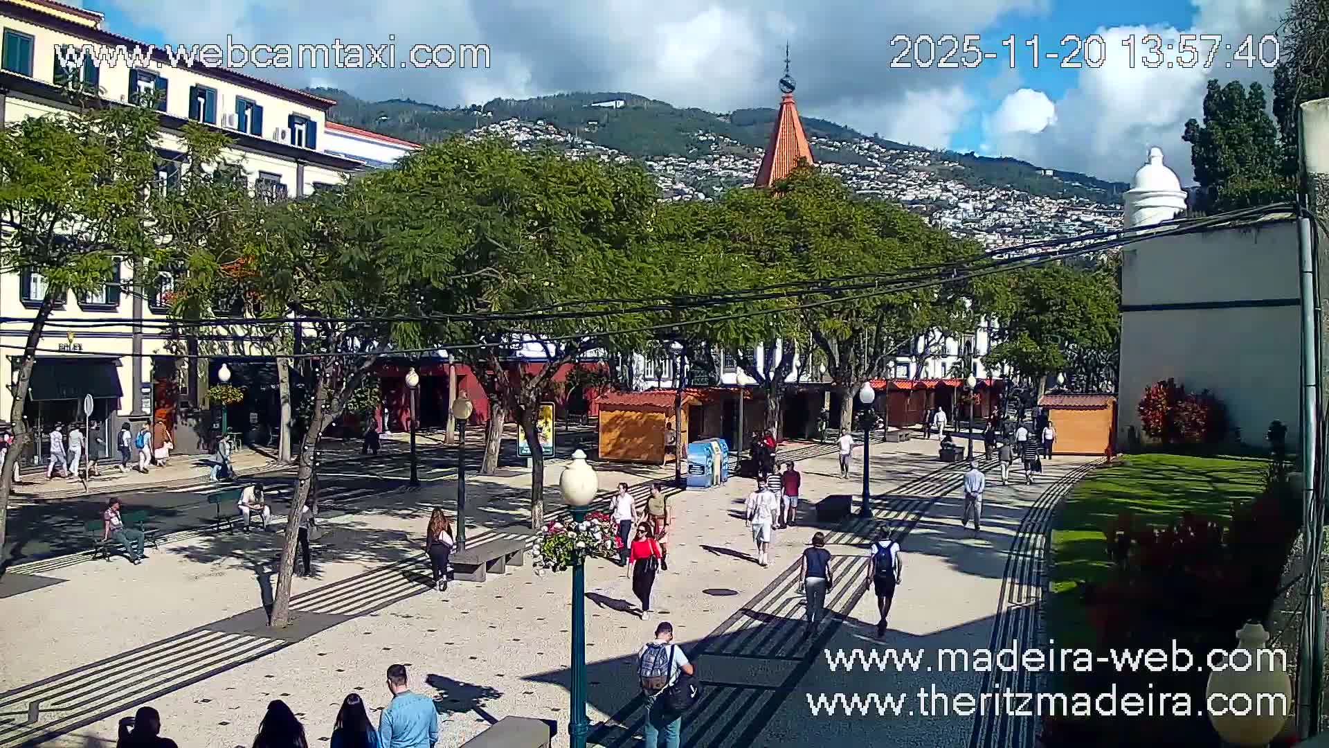 Ritz , Avenida Arriaga Avenue Live Cam - Funchal, Madeira, Portugal